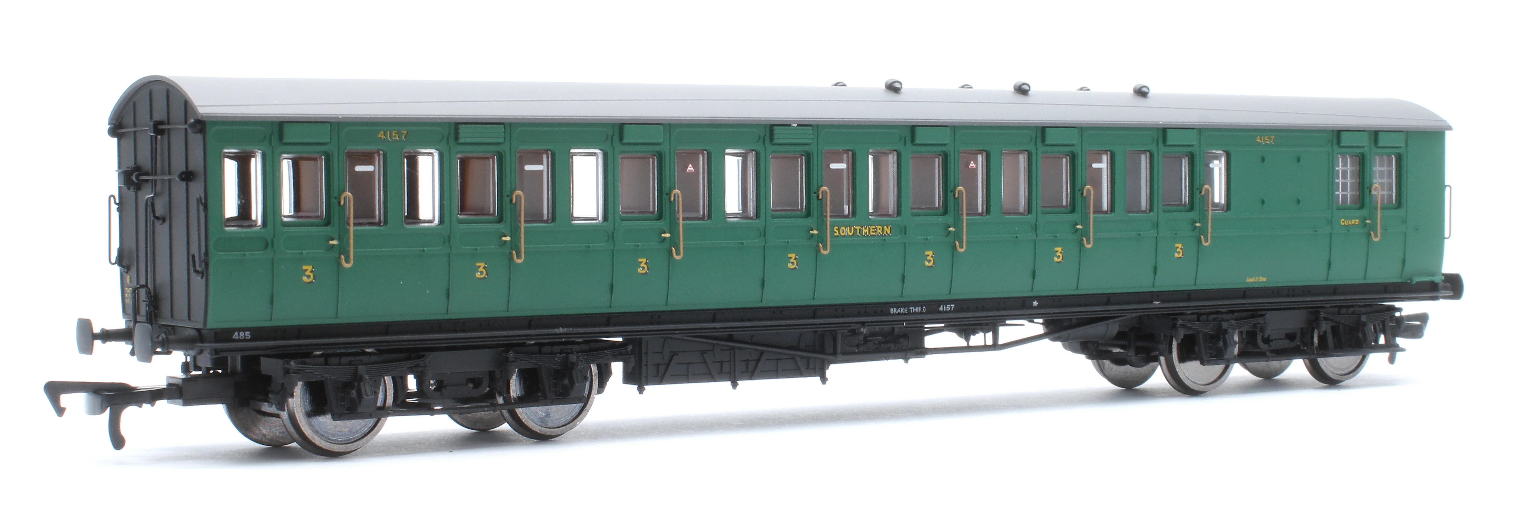 E86022 LBSCR 54ft 'Isle of Wight' 4-Coach Pack SR Malachite Green No. 485 - Image 8