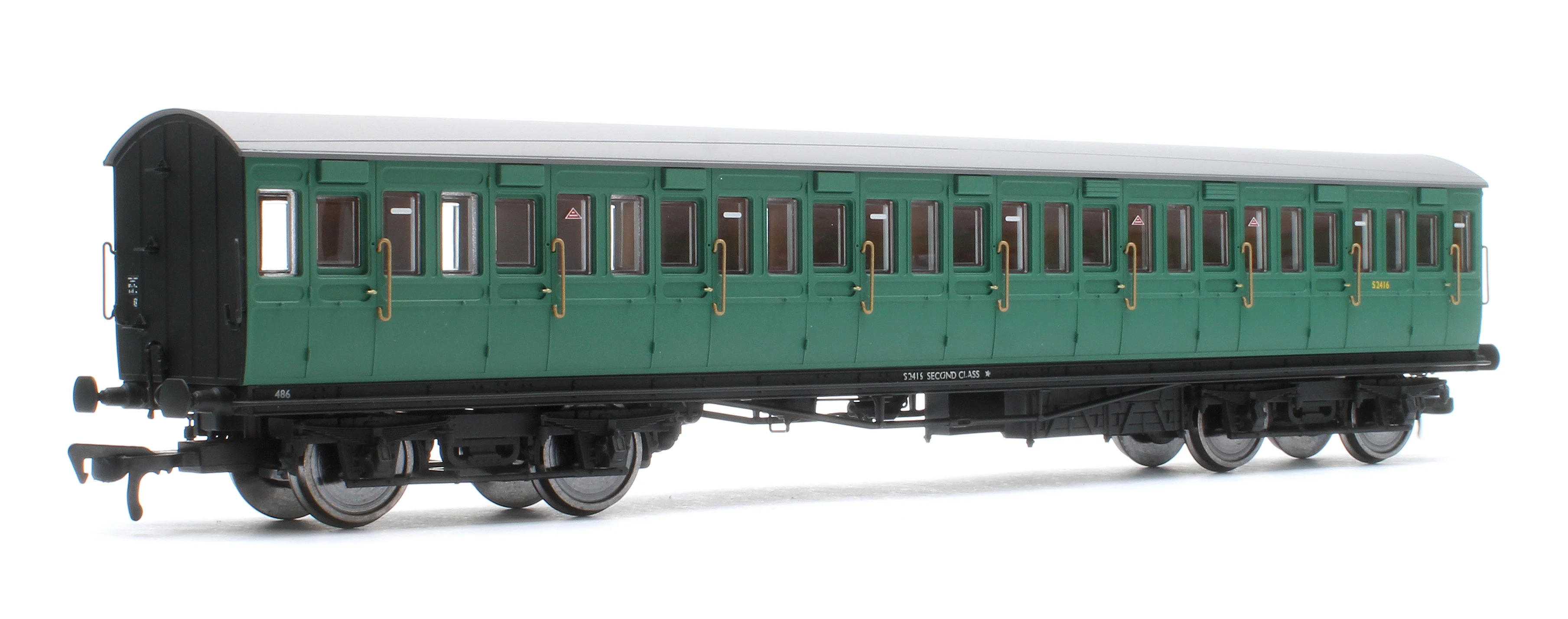 E86024 LBSCR 54ft 'Isle of Wight' 4-Coach Pack BR (SR) Green No. 486 - Image 12