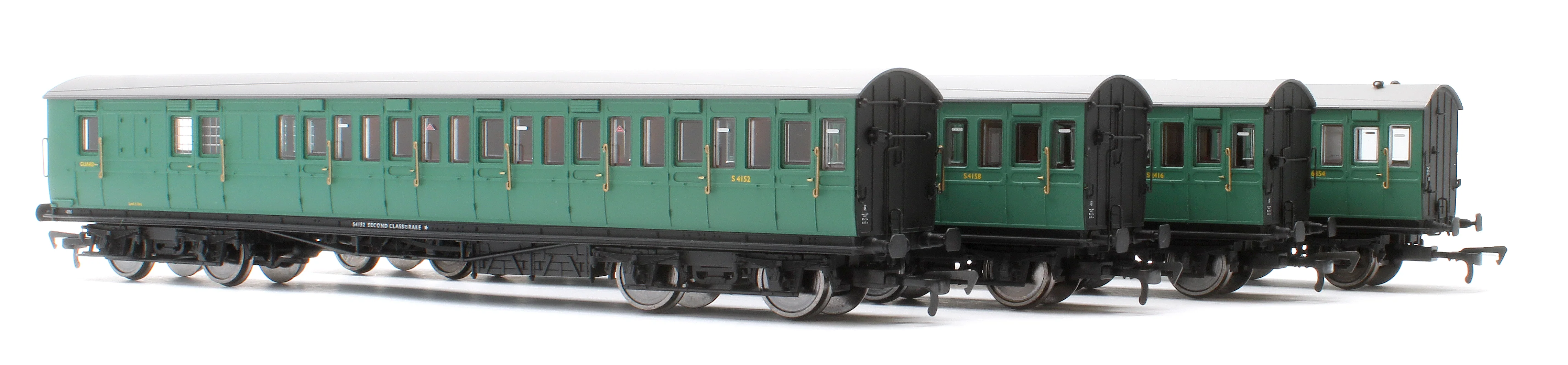 E86024 LBSCR 54ft 'Isle of Wight' 4-Coach Pack BR (SR) Green No. 486 - Image 16