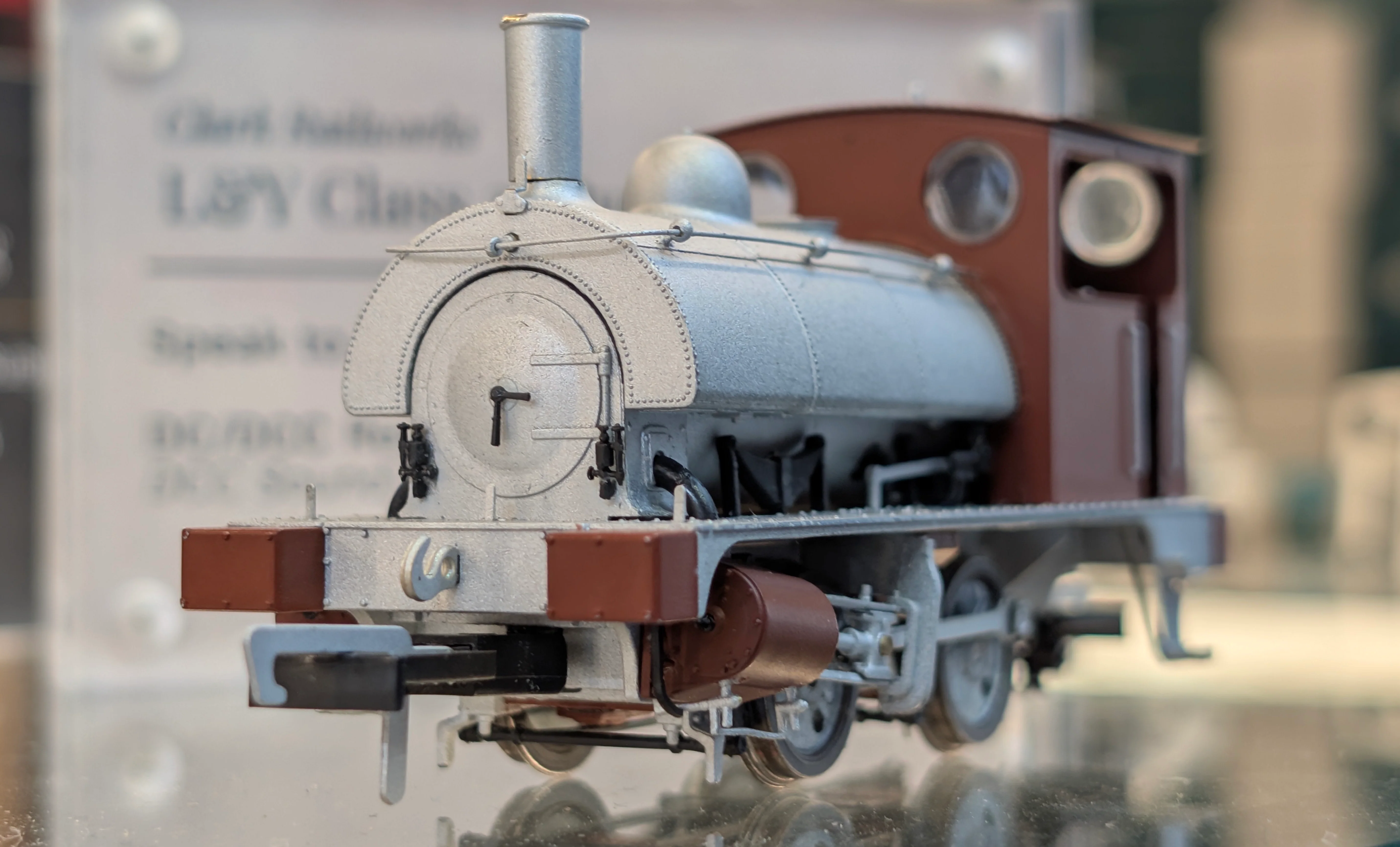 C1023 LYR 'Pug' 0-4-0ST "Bassett" Bottle Green Steam Locomotive - Image 5