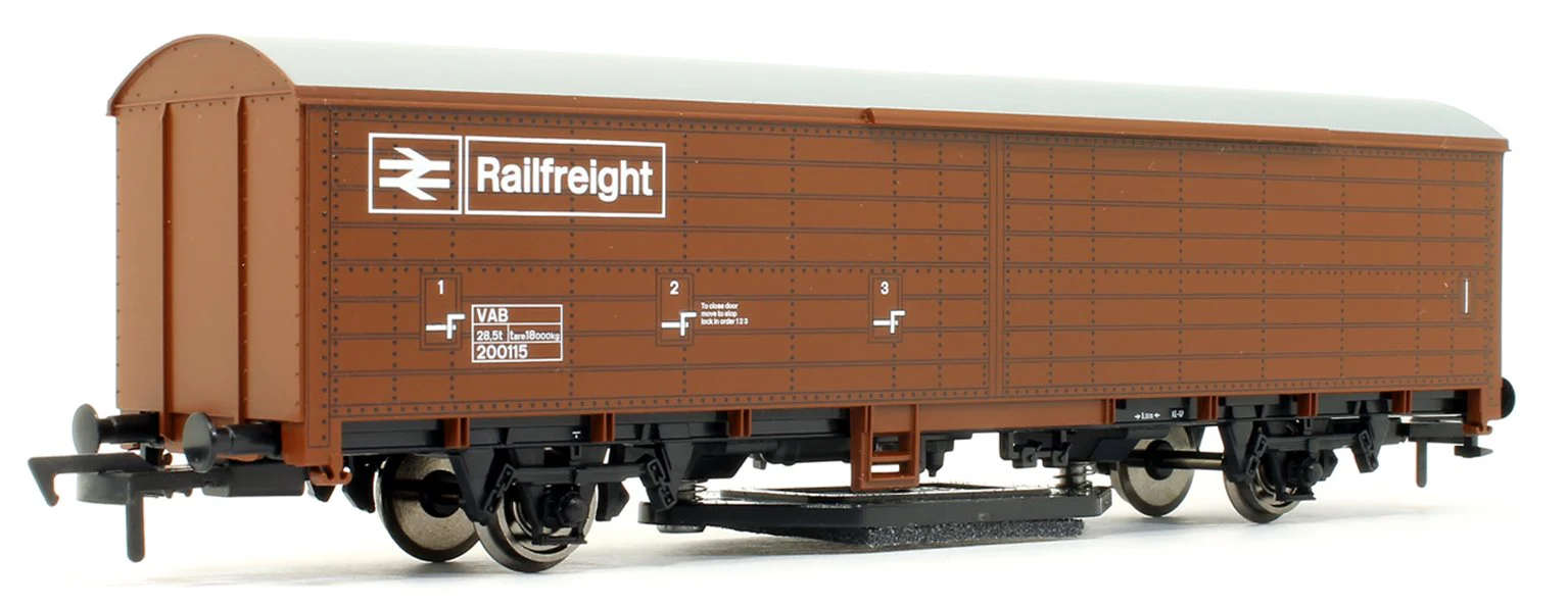 GM4430102 BR Railfreight Track Cleaning Wagon - Image 4