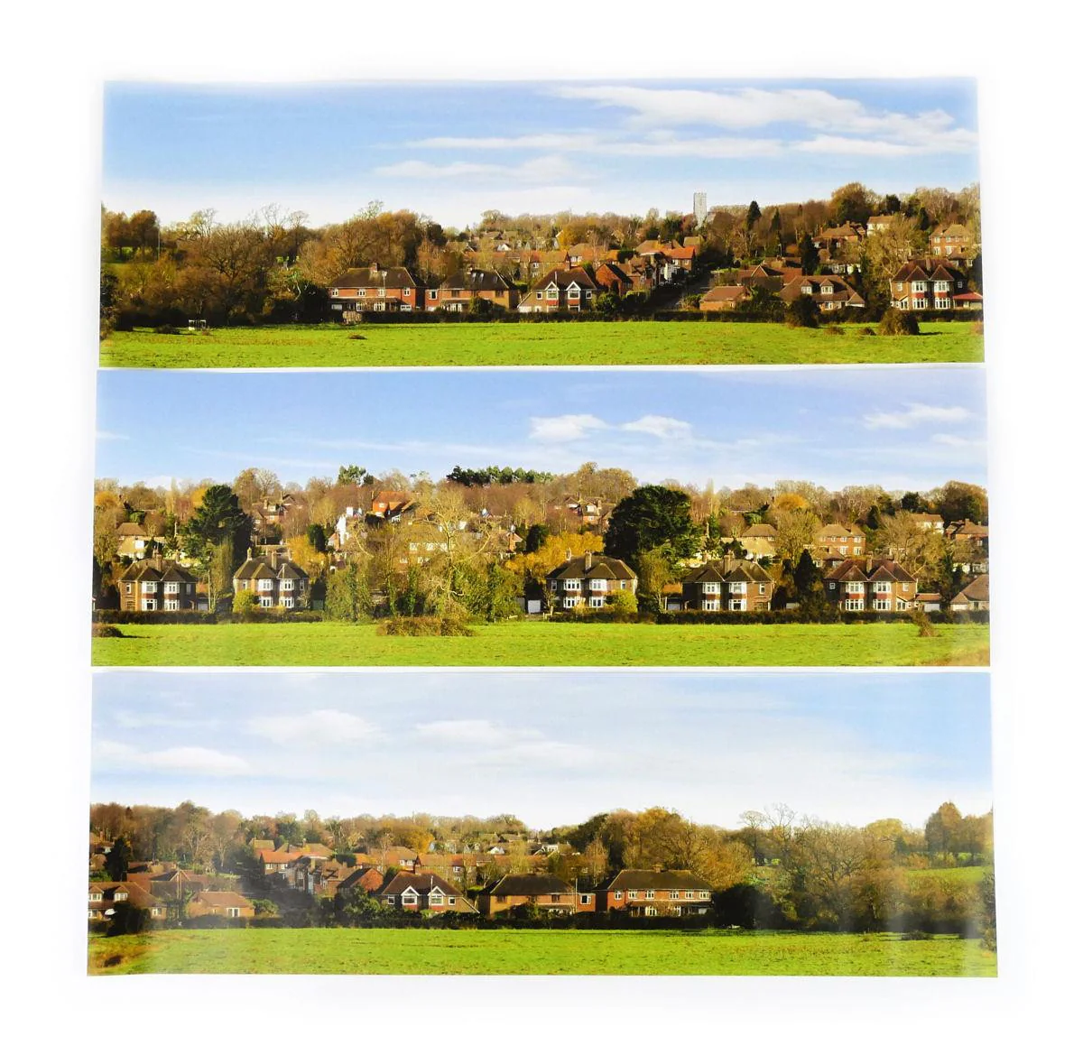 GM754 Small Backscene - Village (1372 x 152mm)