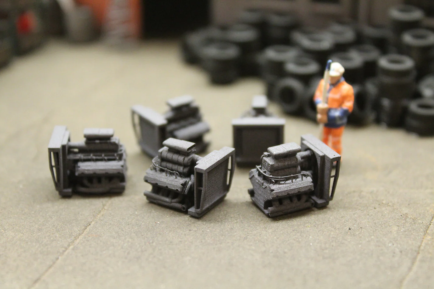 BS1047 Truck Engines with Radiator - Pack of 5 - Image 2