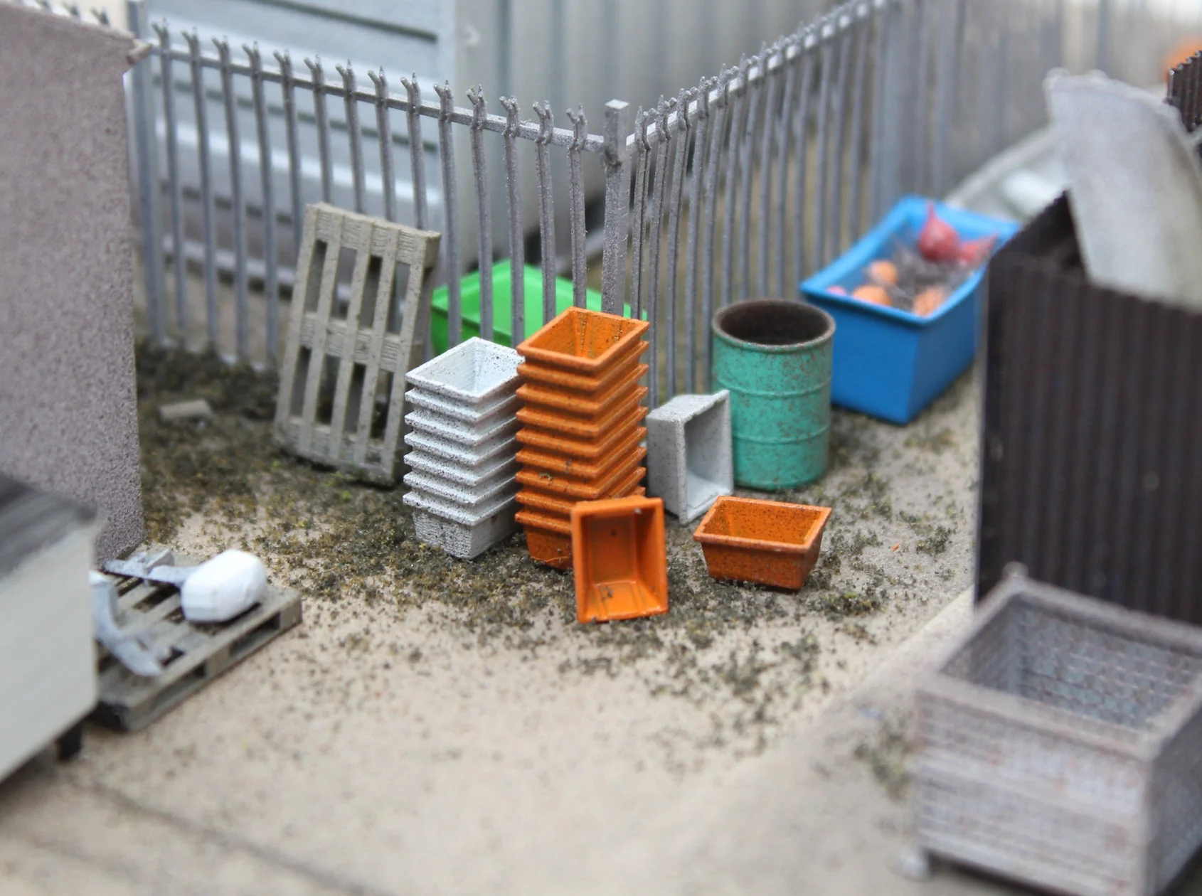 BS6076 Small Fish Crates - Stacks and Singles - UNPAINTED - Pack of 10 - Image 3