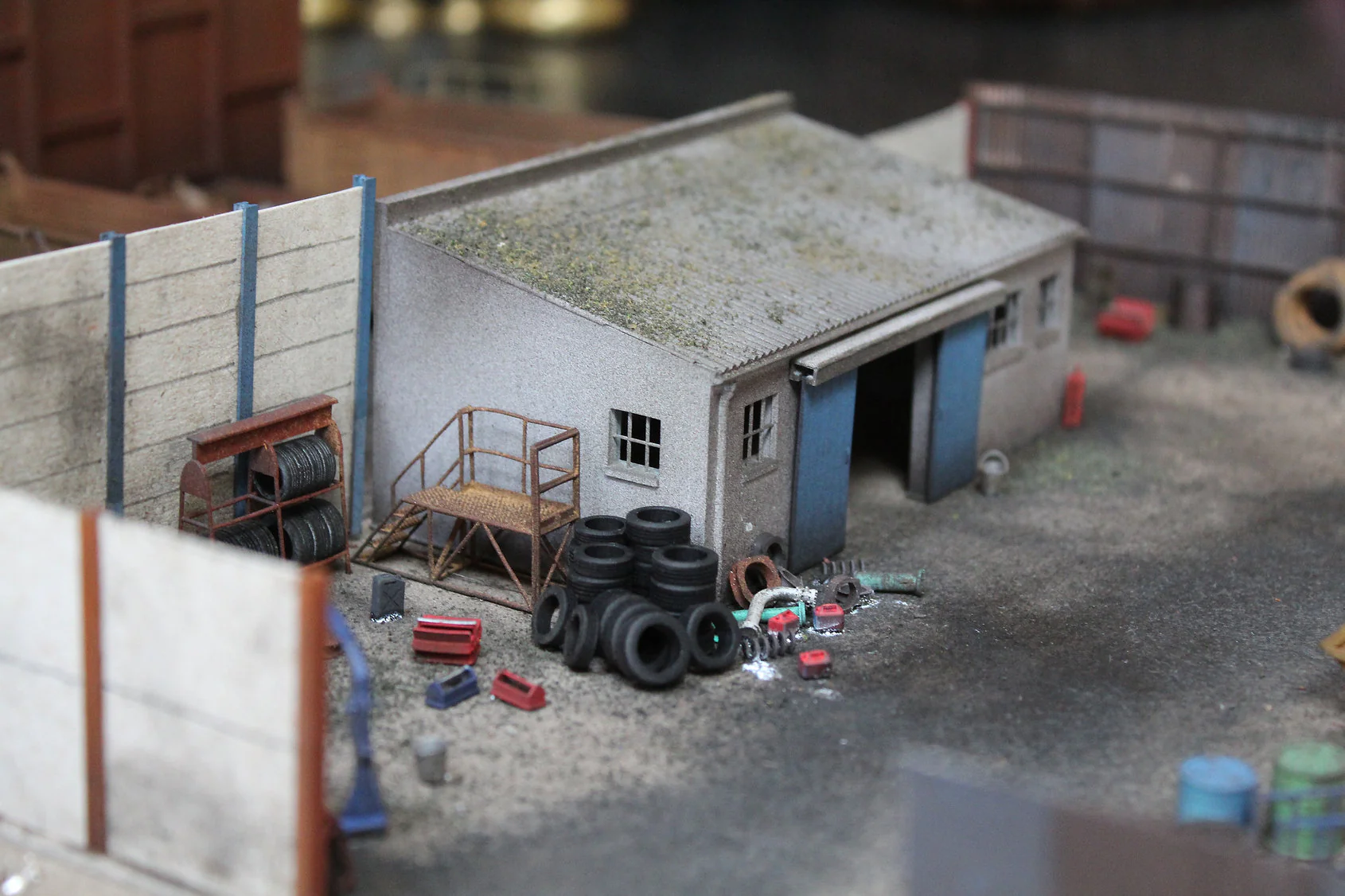 BS8030 Concrete Workshop Building Garage Sloped Roof - UNPAINTED - Image 5