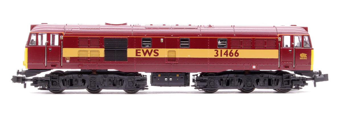 371-137SDSF Class 31/4 Refurbished 31466 EWS Diesel Locomotive (DCC Sound) Regional Exclusive - Image 2