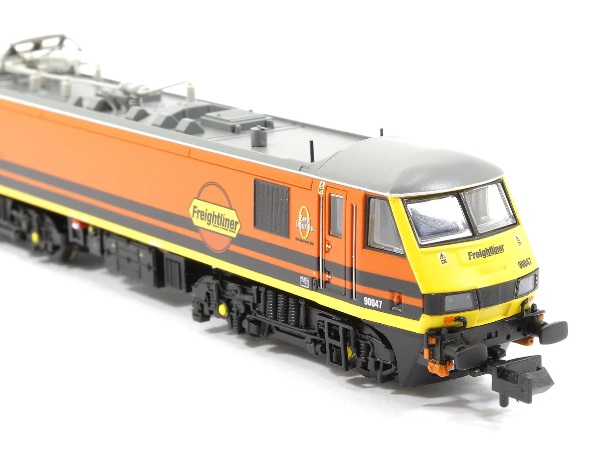 371-785 Pre-Owned Class 90/0 90047 Freightliner G&W Electric Locomotive - Image 9