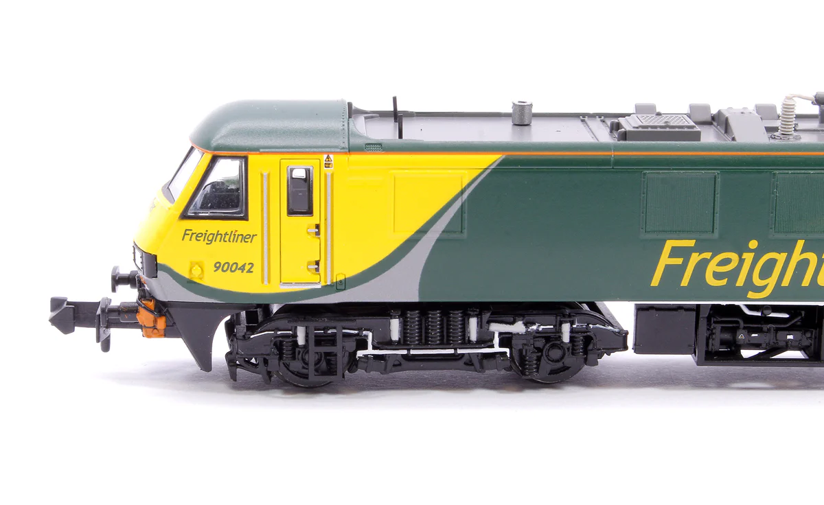 371-790SF Class 90/0 90042 Freightliner 'PowerHaul' No. 90042 Electric Locomotive - DCC Sound - Image 9