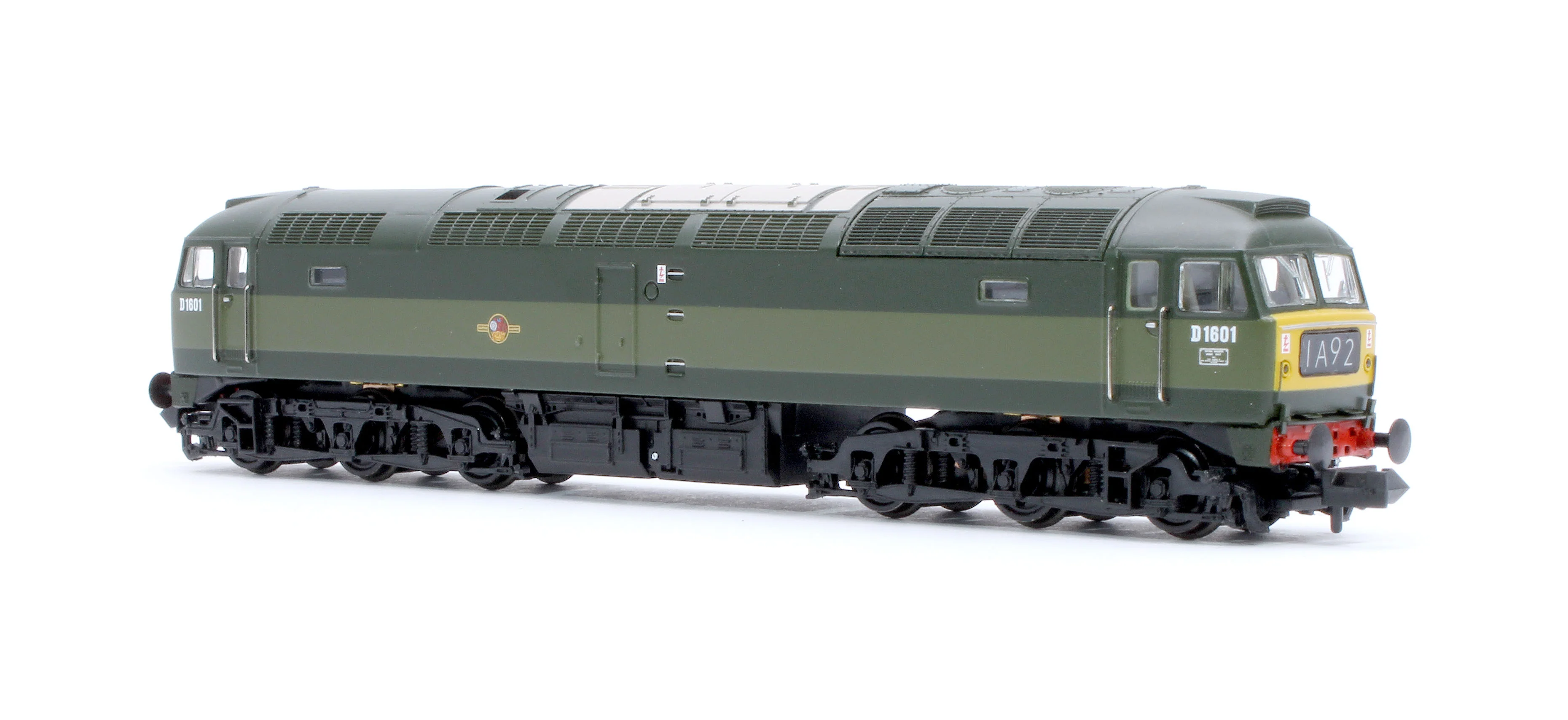 371-825ESF Class 47/0 D1601 BR Green (Small Yellow Panels) Diesel Locomotive - DCC Sound - Image 4