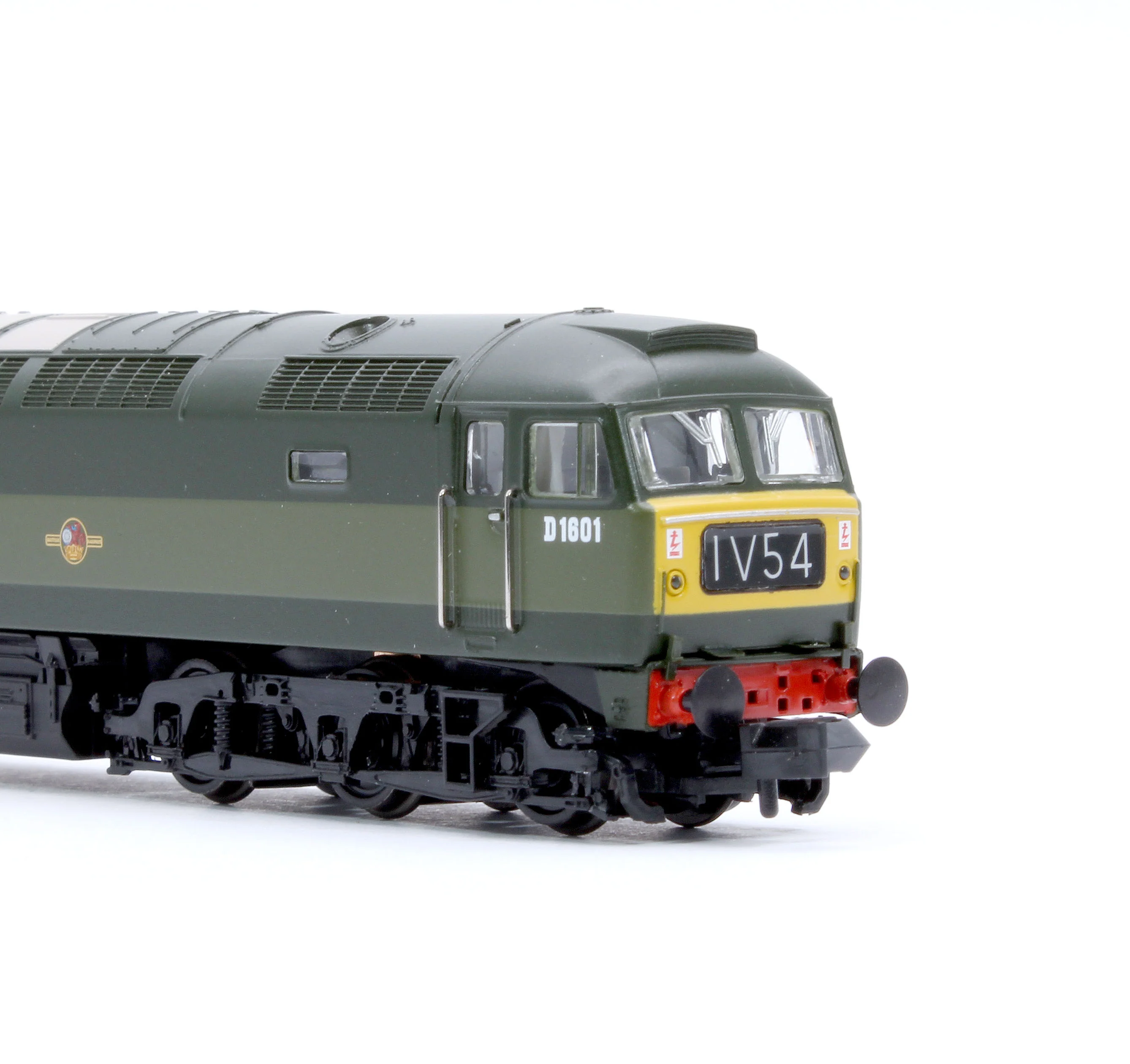 371-825ESF Class 47/0 D1601 BR Green (Small Yellow Panels) Diesel Locomotive - DCC Sound - Image 6