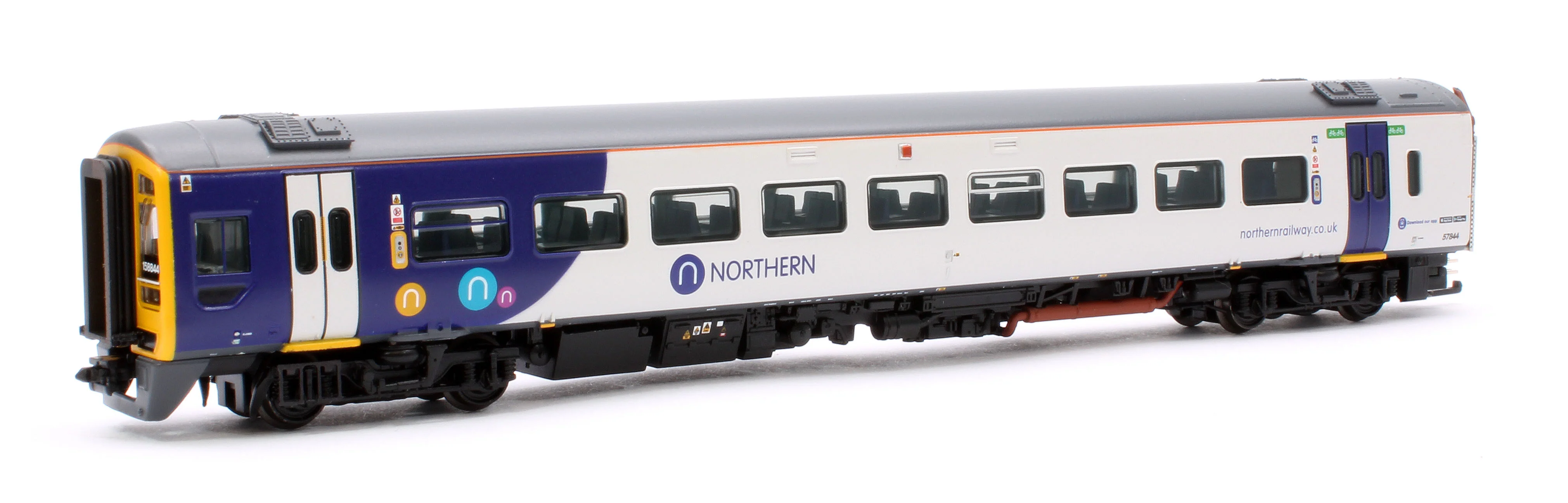 371-858 Class 158 2-Car DMU 158844 Northern - Image 2