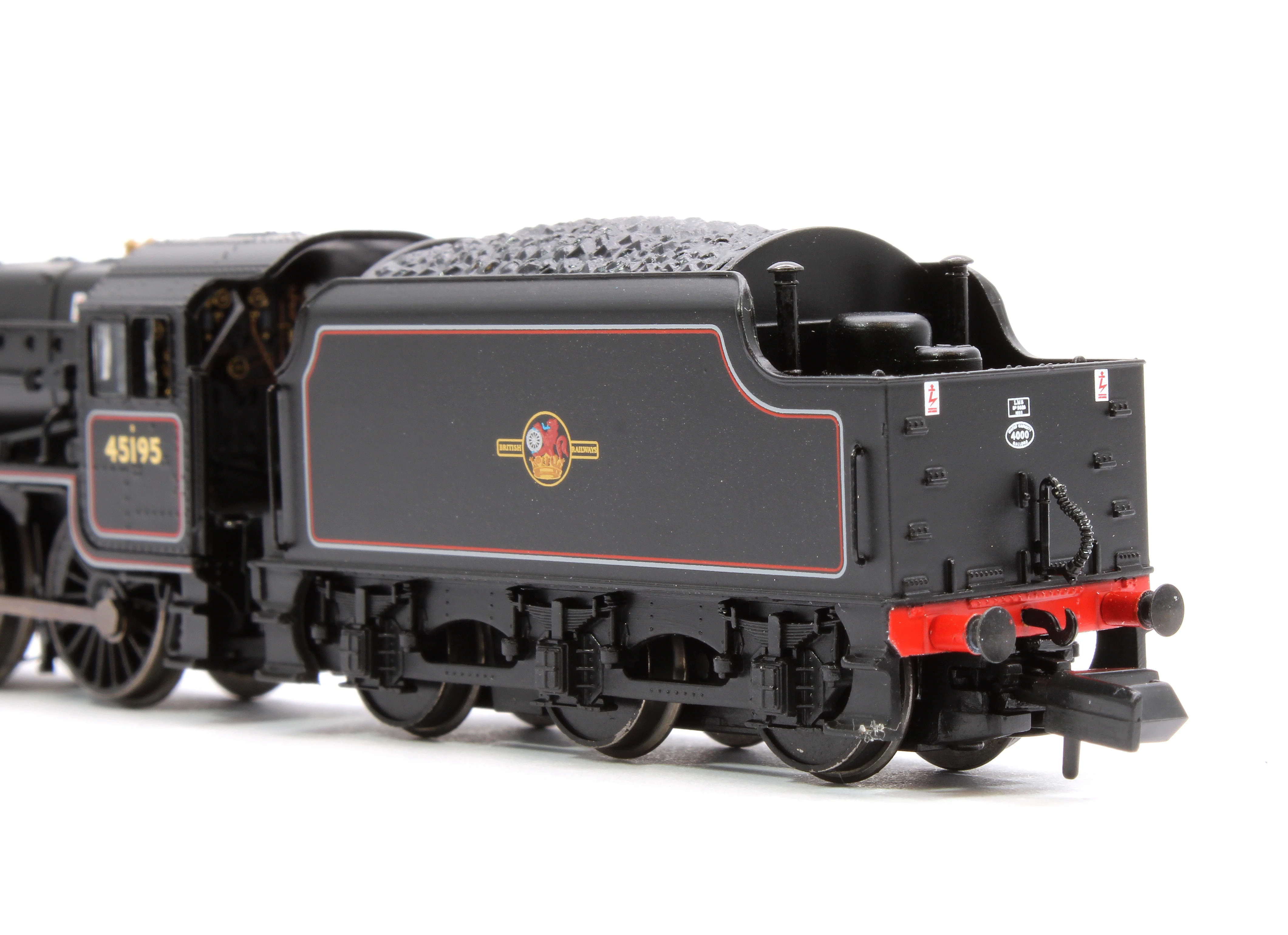 372-137A LMS 5MT 'Black 5' with Welded Tender 45195 BR Lined Black (Late Crest) - Image 8
