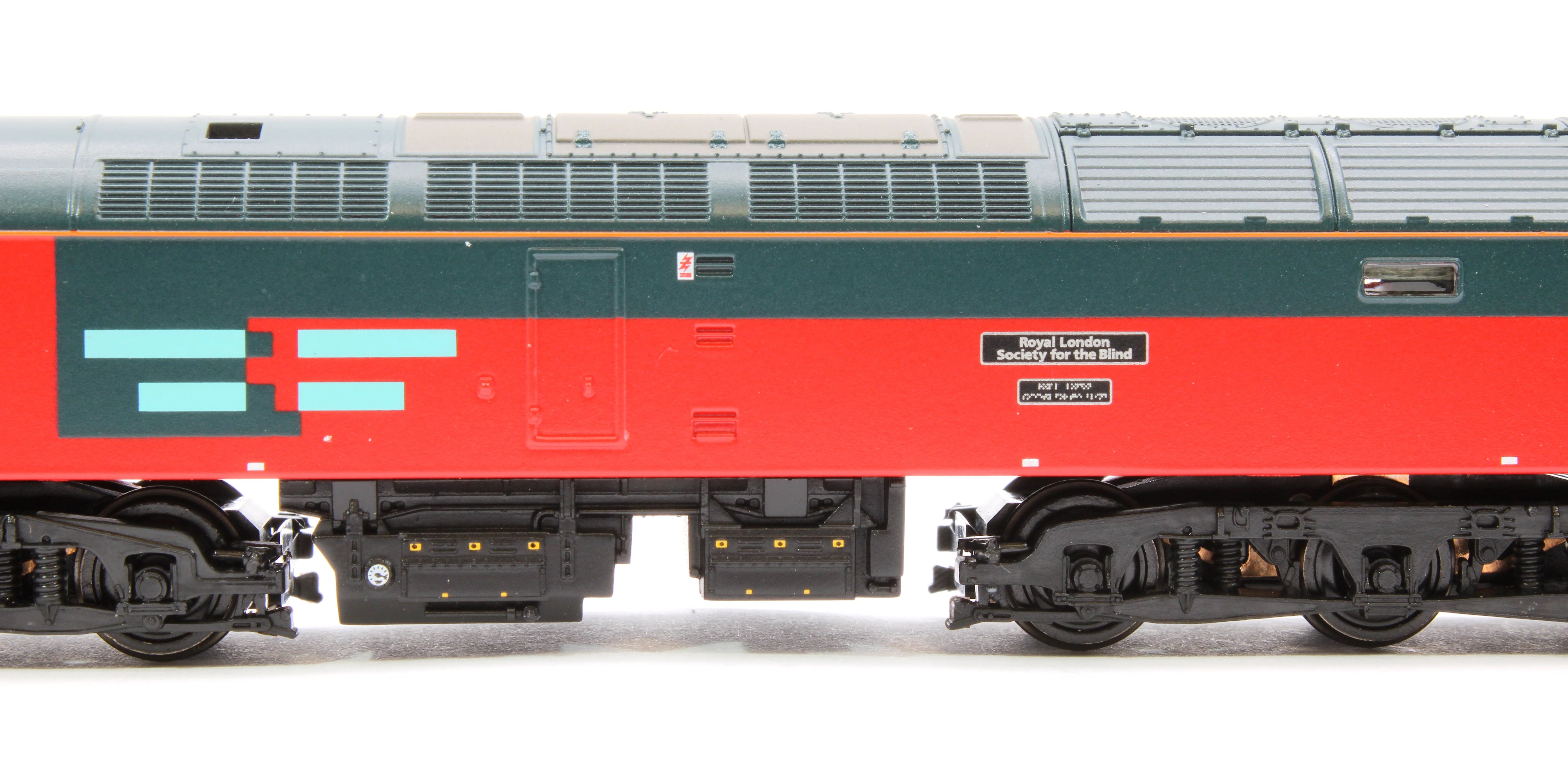 372-262 Class 47/7 47745 'Royal London Society For The Blind' Rail Express Systems Diesel Locomotive - Image 8