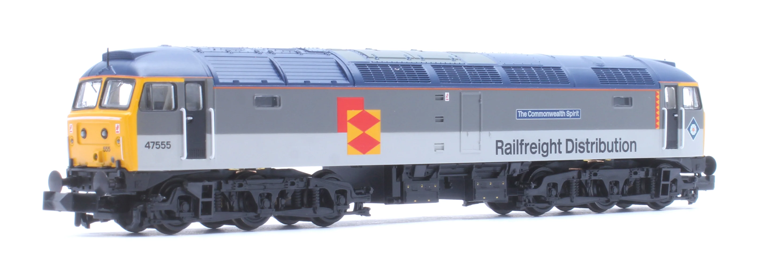 372-263SF Class 47/4 47555 'The Commonwealth Spirit' BR RF Distribution European Diesel Locomotive - DCC Sound - Image 3