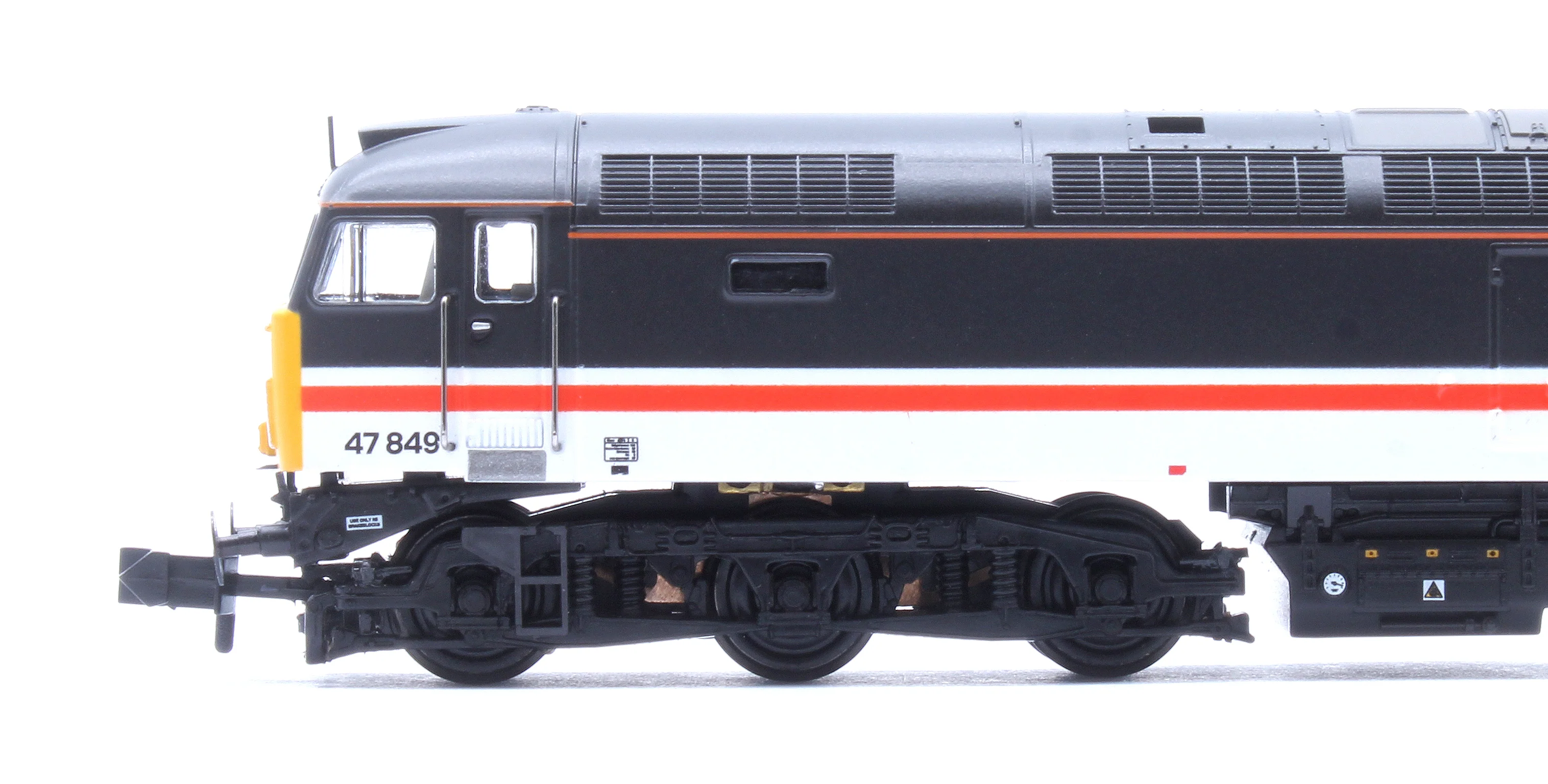 372-266 Class 47/4 47849 BR InterCity (Swallow) Diesel Locomotive - Image 5