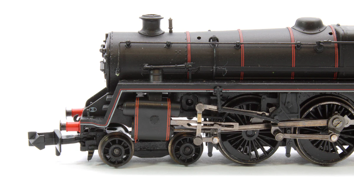 372-729ASF BR Standard 5MT with BR1 Tender 73006 BR Lined Black (Late Crest) DCC Sound - Image 6