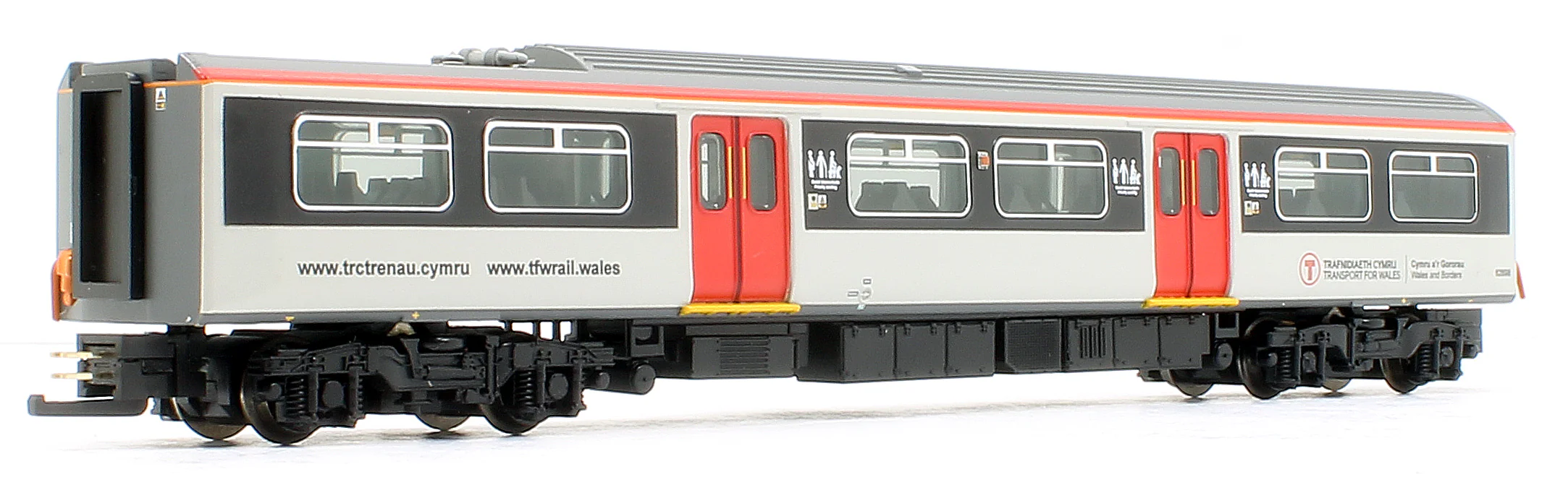 372-850 Class 769 4-Car BiMU 769008 Transport for Wales - Image 3