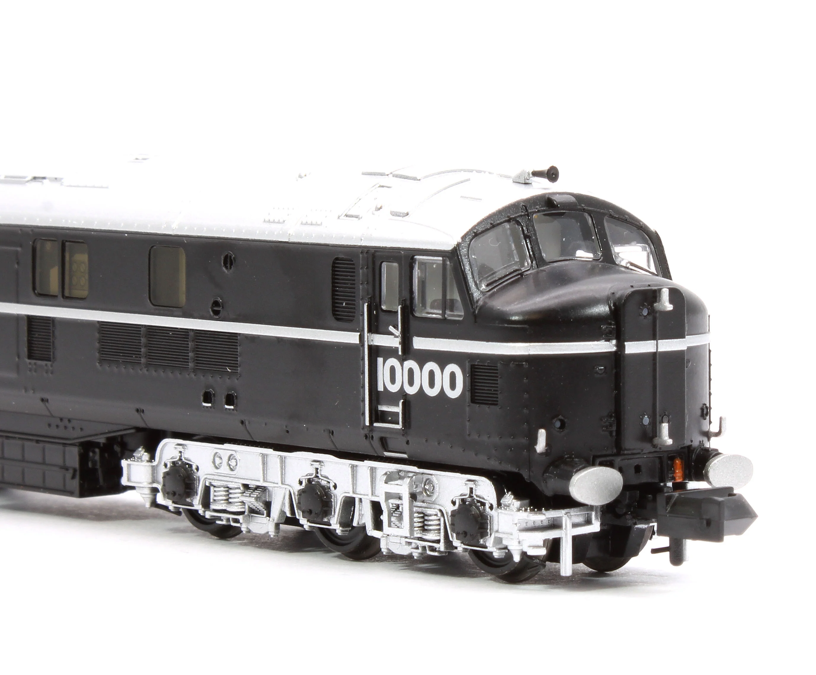 372-912SF LMS 10000 BR Black (Early Emblem) Diesel Locomotive - DCC Sound - Image 8