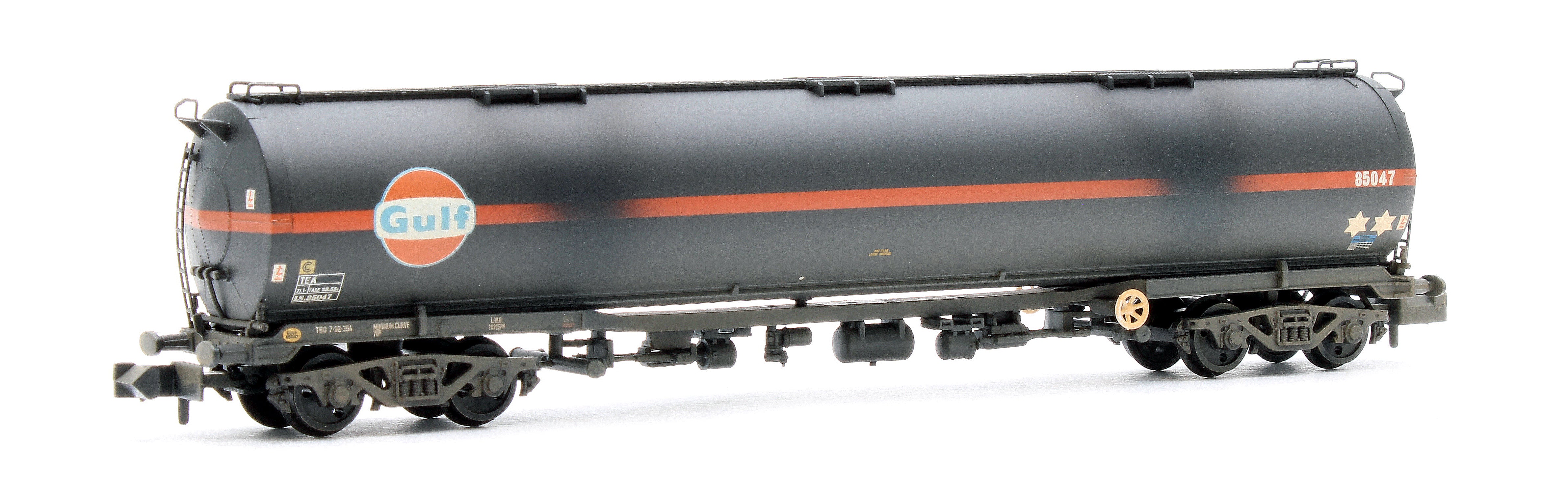373-565A BR 102T TEA Bogie Tank Wagon 'Gulf' Black No. 85047 - Weathered