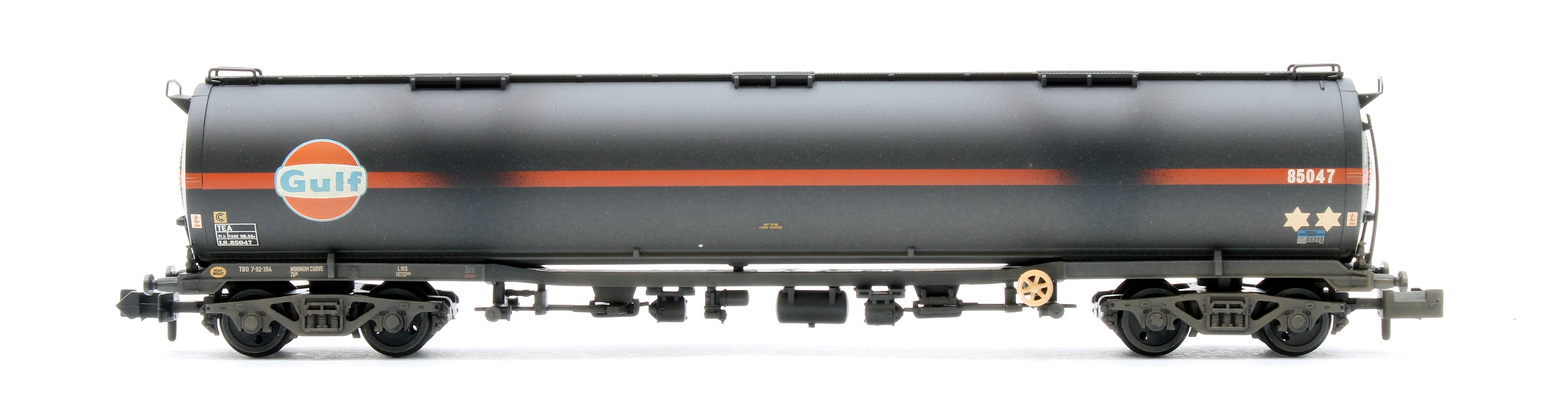 373-565A BR 102T TEA Bogie Tank Wagon 'Gulf' Black No. 85047 - Weathered - Image 3