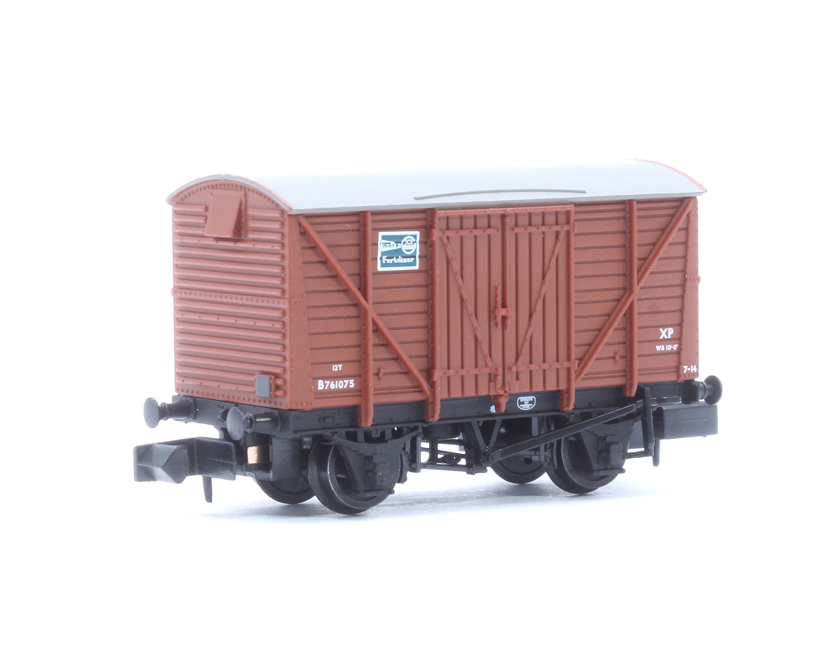 373-705A BR 12T Vent. Van Planked Sides BR Bauxite (Early) 'ICI Fertilizer' No.B761075 - Image 3