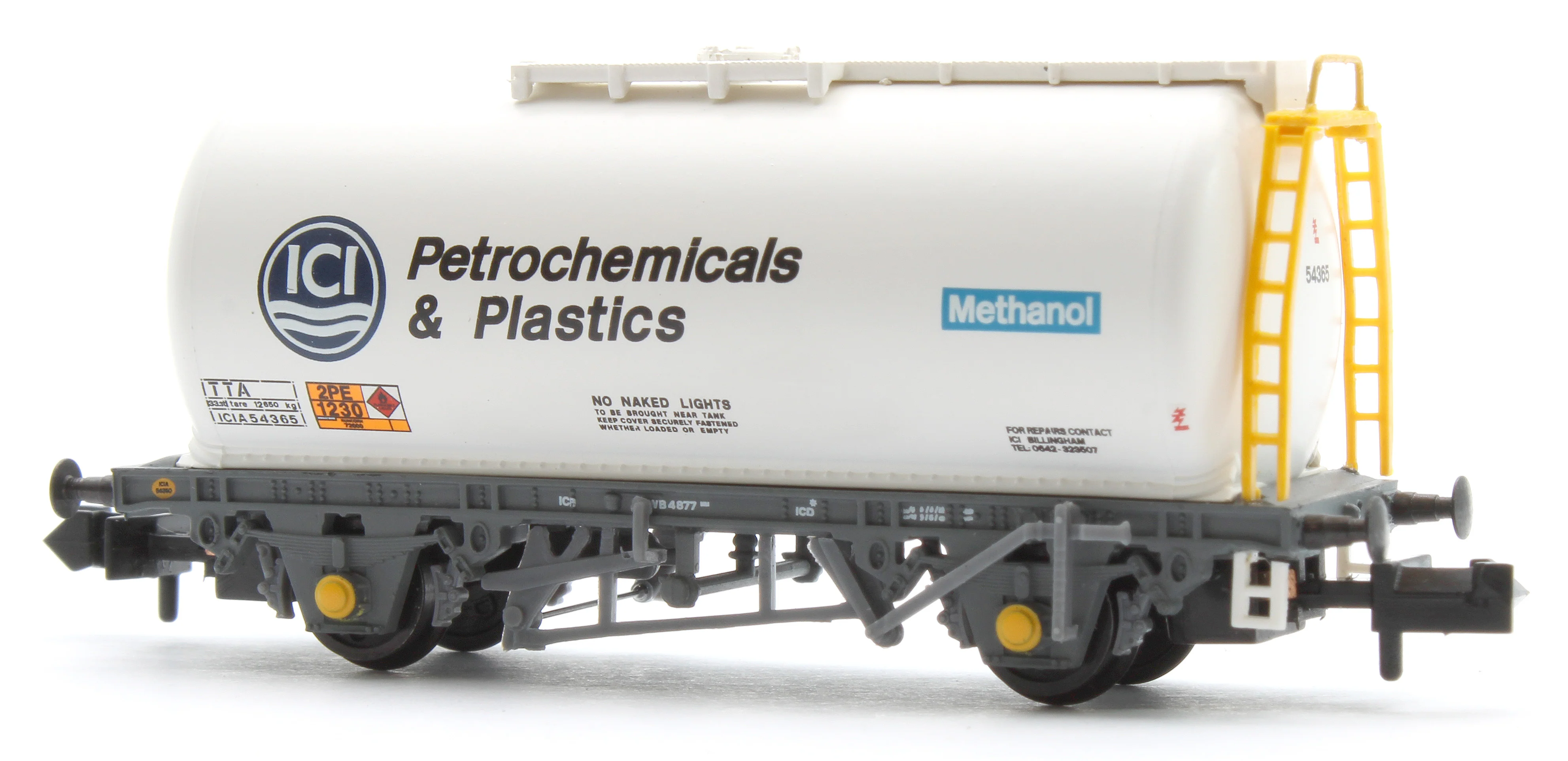 373-789A BR 45T TTA Tank Wagon 'ICI Petrochemicals' White ICIA54365 - Image 3