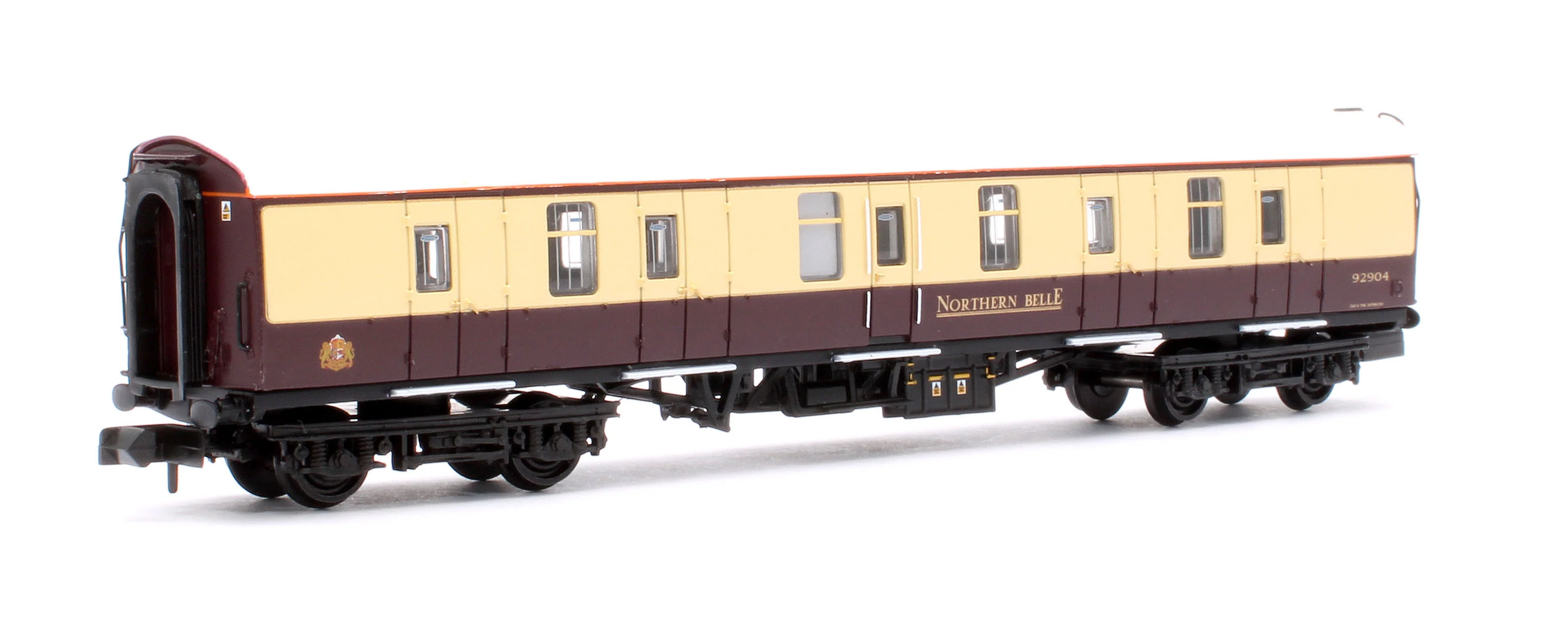 374-040K BR Mk1 BG Full Brake Northern Belle Maroon & Cream No. 92904