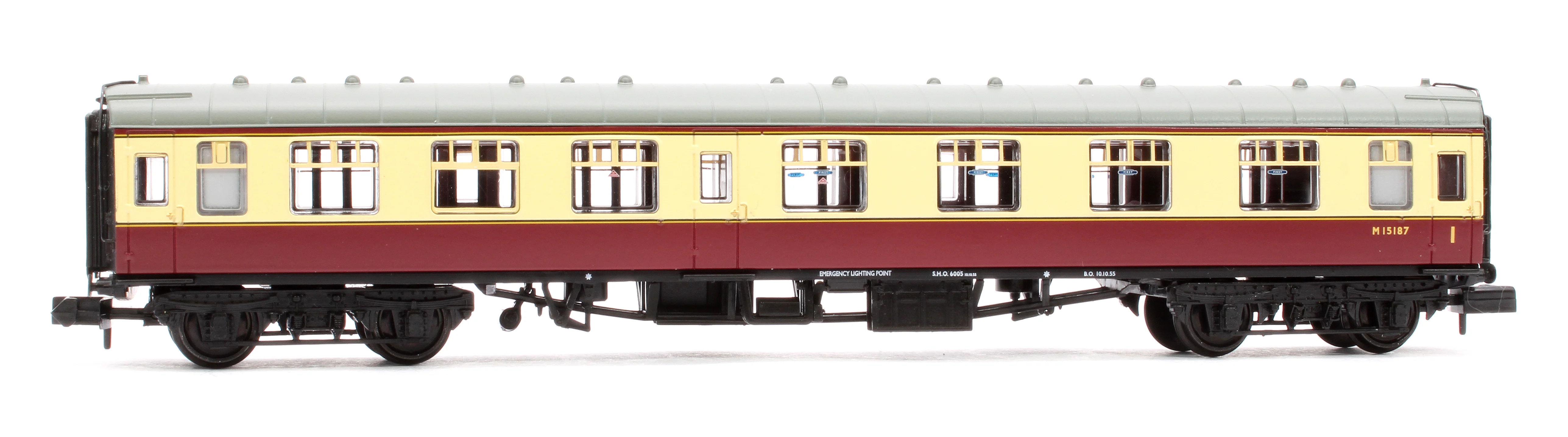 374-255E BR Mk1 CK Composite Corridor BR Crimson & Cream No. M15187 - Image 2
