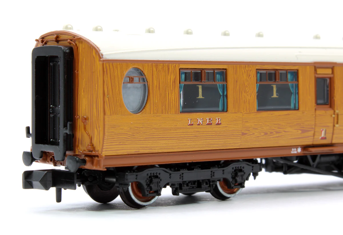 376-200A LNER Thompson First Corridor LNER Teak Effect 136 - Image 4
