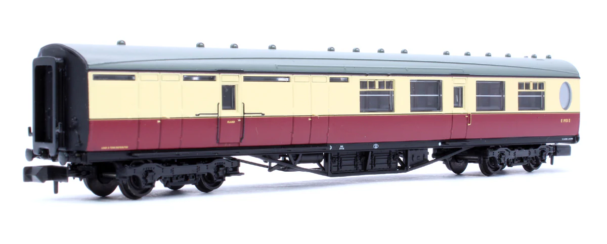 376-276B LNER Thompson Brake Third Corridor BR Crimson & Cream No. E1931E