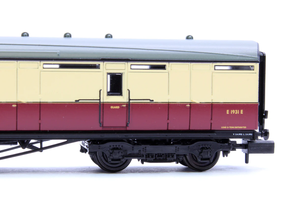 376-276B LNER Thompson Brake Third Corridor BR Crimson & Cream No. E1931E - Image 5