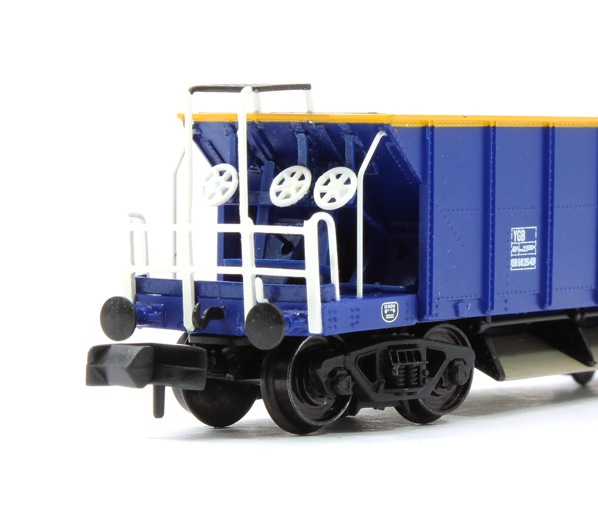 377-005 BR YGB Bogie Hopper Wagon Mainline Blue No. DB982648 - Image 4