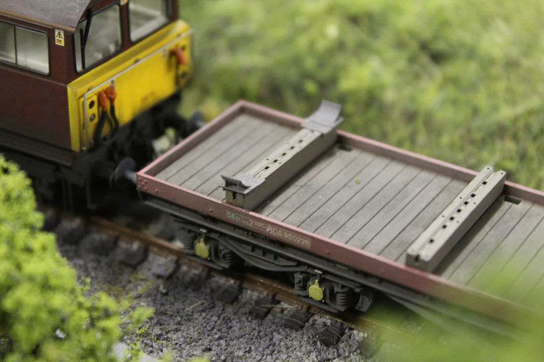 BSGBBDAGRY10 Granbills for BDA wagons - Grey - Pack of 10 - Image 2