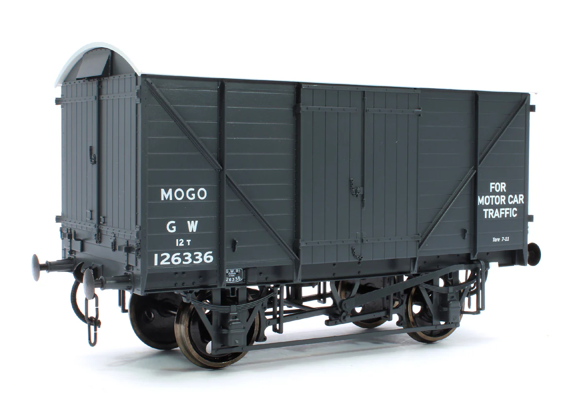 7F-068-002 Great Western ‘MOGO’ Van Grey 126336