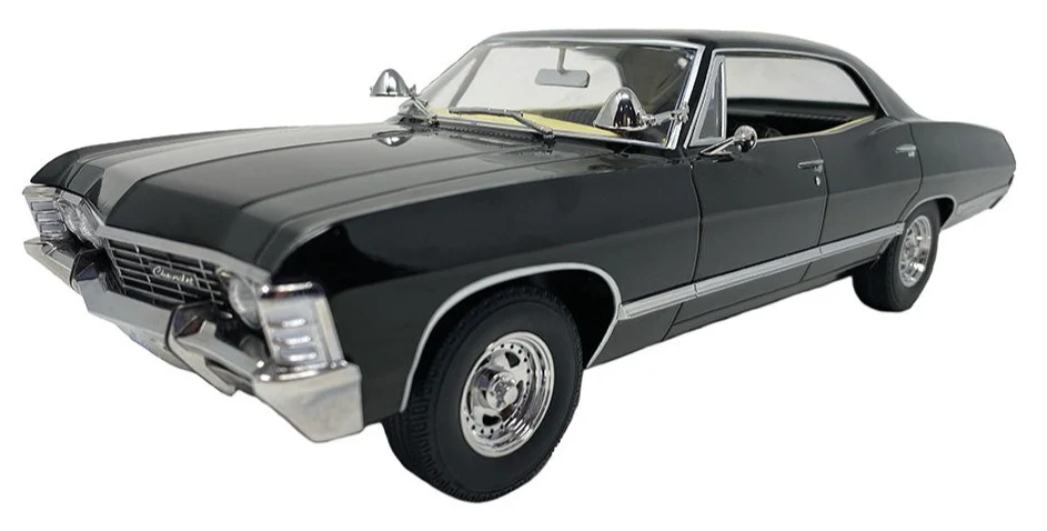 GL19119 1967 Chevrolet Impala Sport Sedan Tuxedo Black - Artisan Collection - Image 2