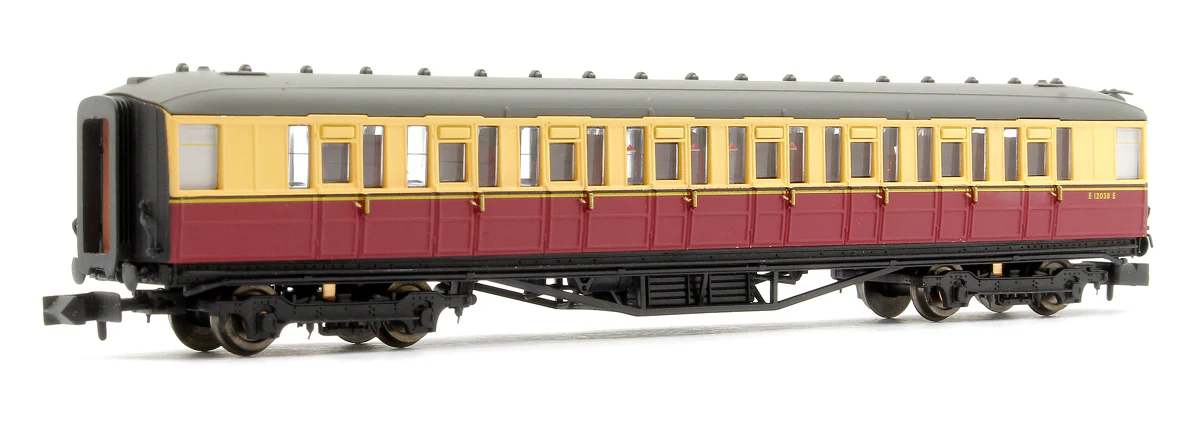 2P-011-056 Gresley BR Carmine & Cream 2nd Class E12038E