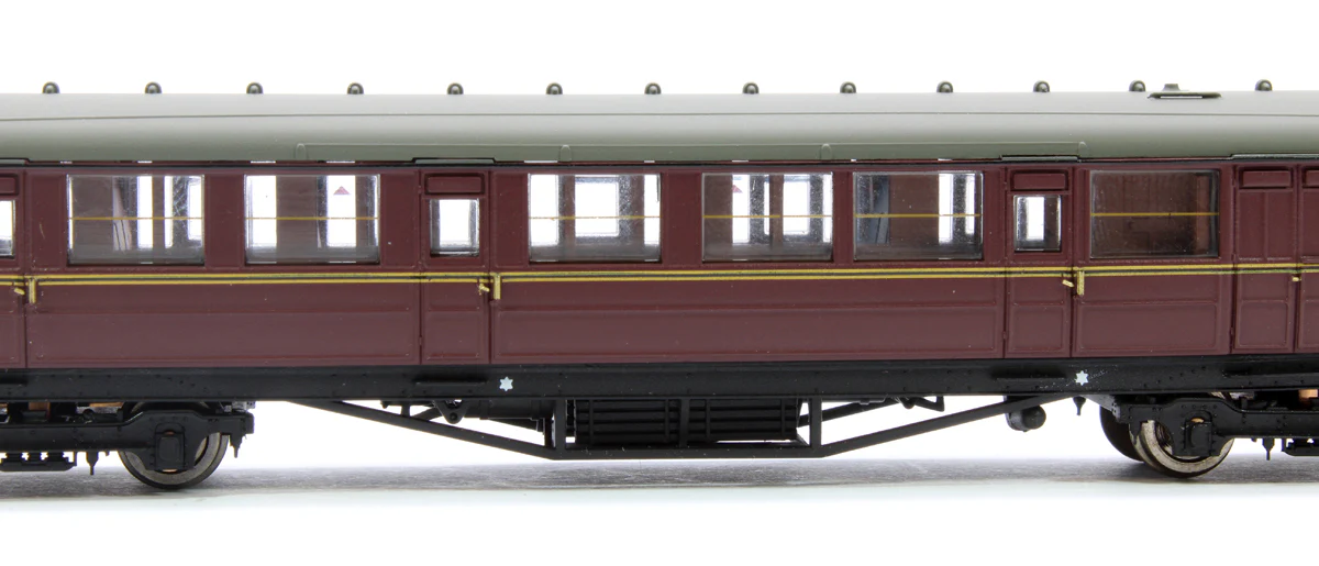 2P-011-275 Gresley BR Maroon Brake Composite E10015E - Image 4