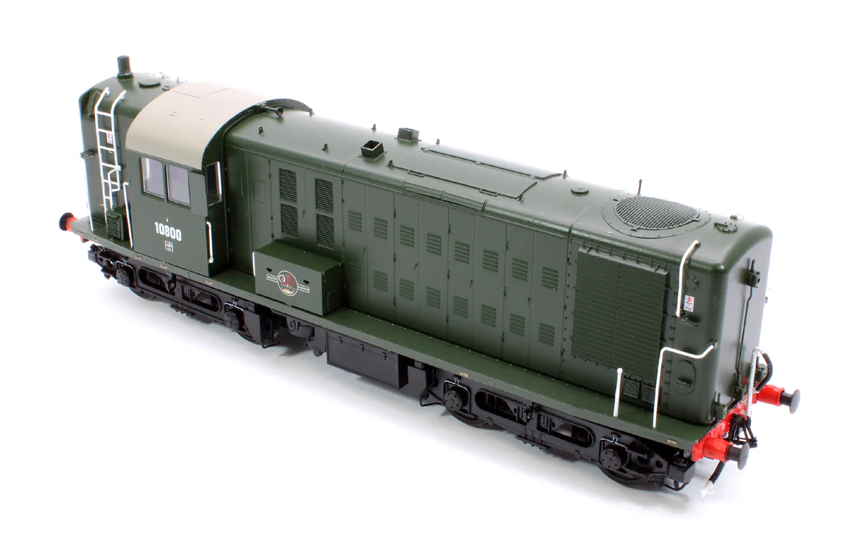 1083 North British Prototype 10800 BR Late Crest Green with Black bogies Diesel Locomotive - Image 11