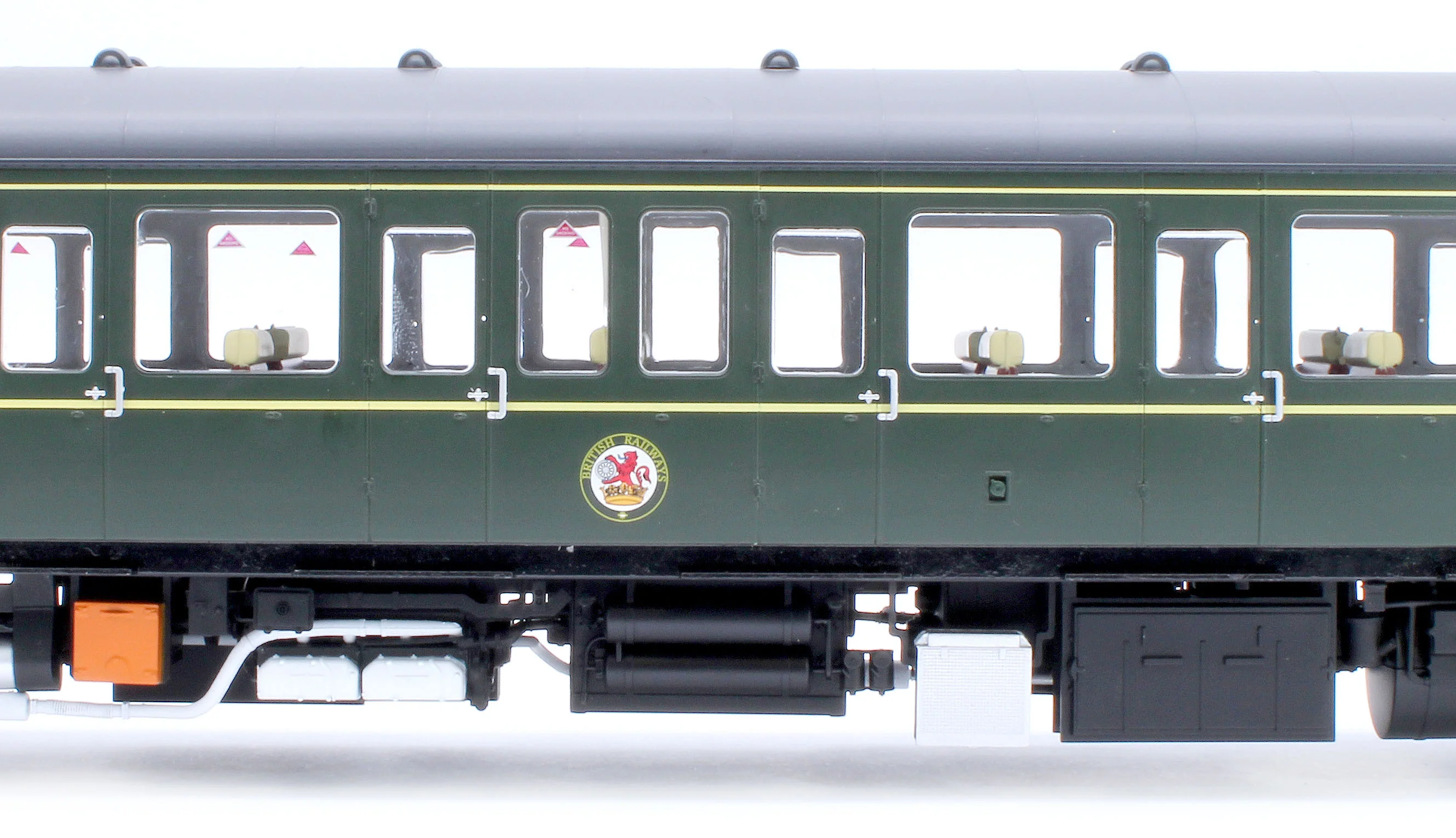 1210 Class 121 BR Green (Speed Whiskers) Single Car DMU W55021 - Image 7