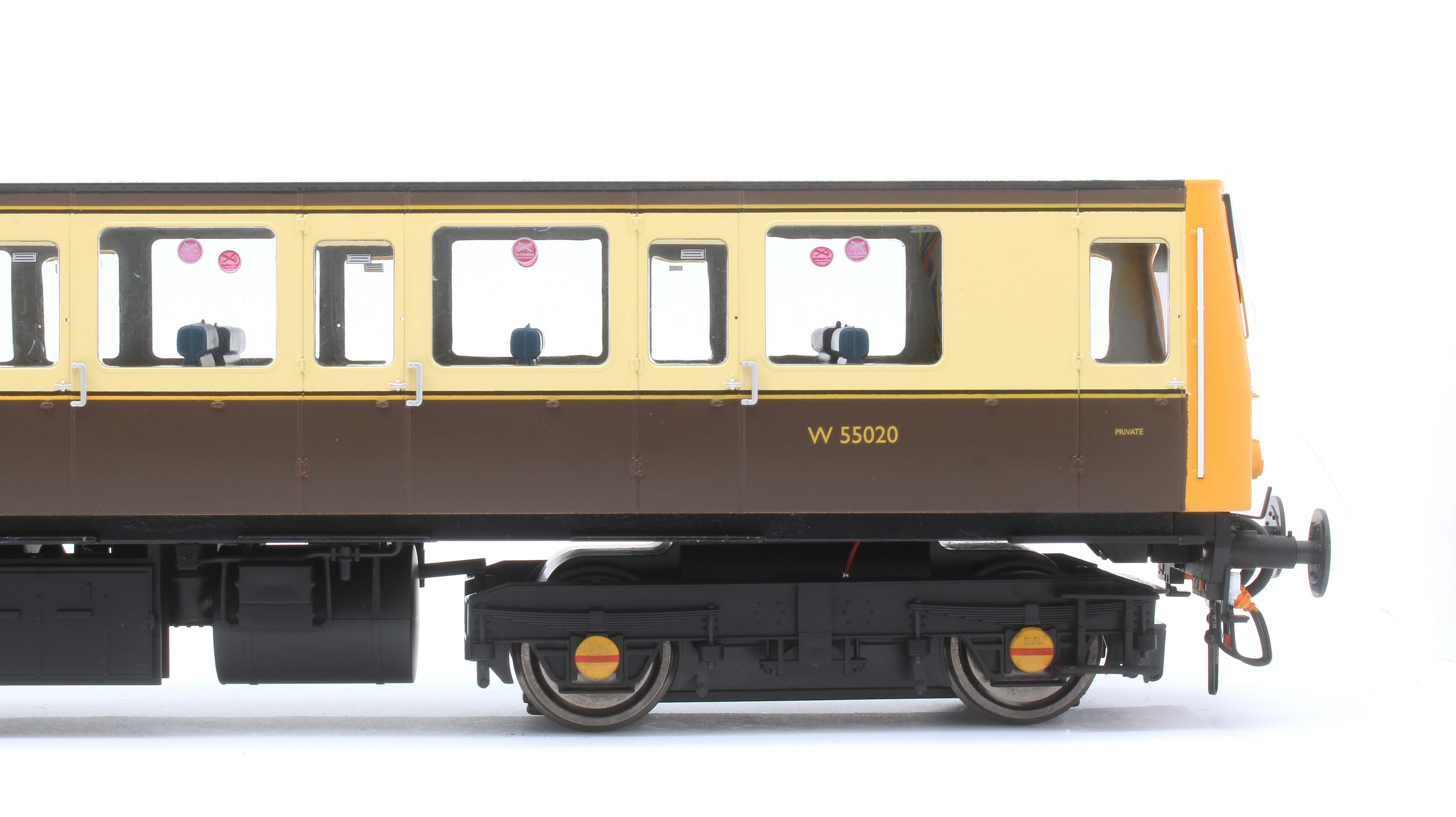 1215 Class 121 GWR150 Chocolate/Cream Single Car DMU W55020 - Image 8