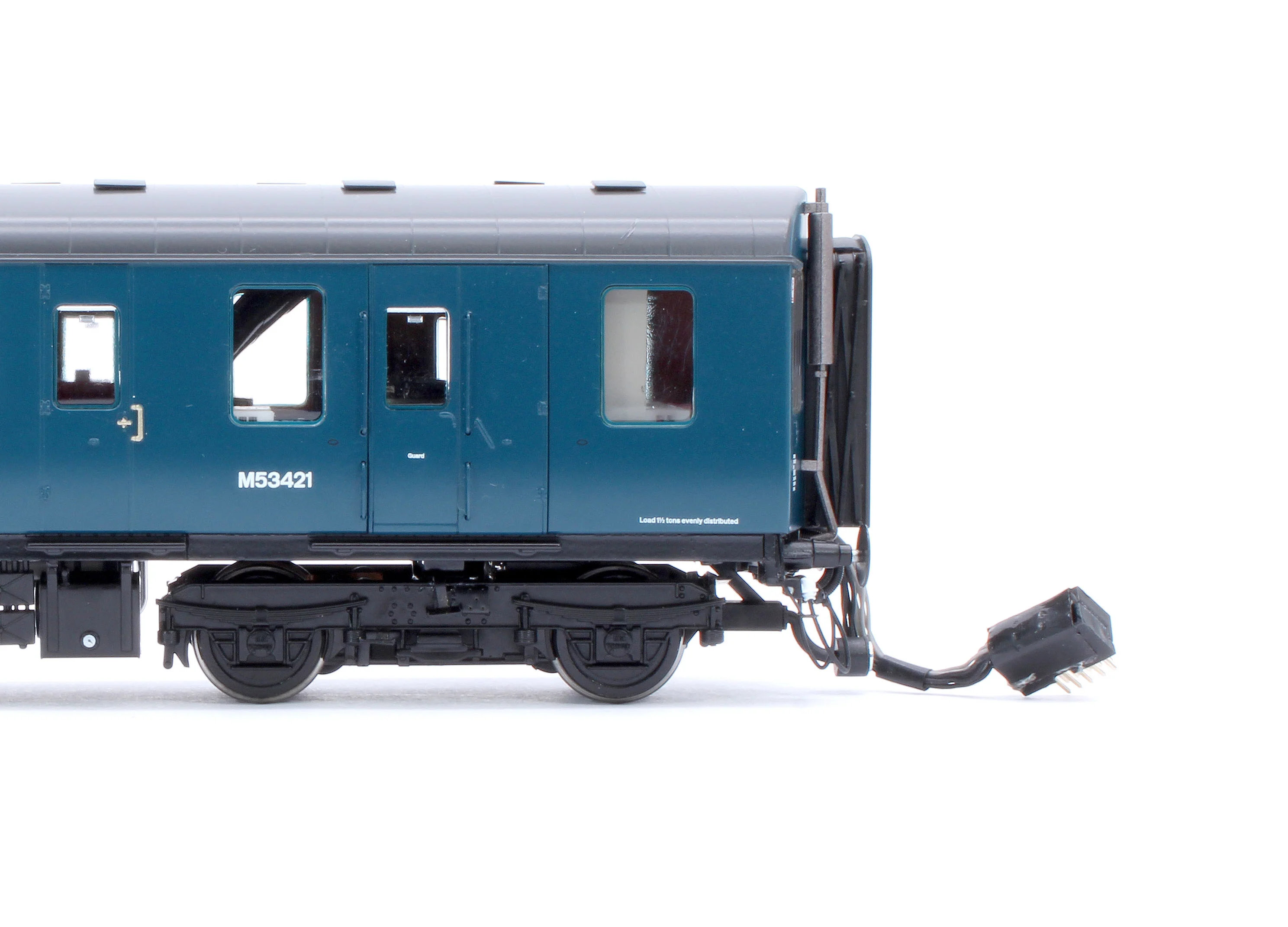 1455 Class 104 2 Car DMU M53421/M53529 BR Blue - Image 12