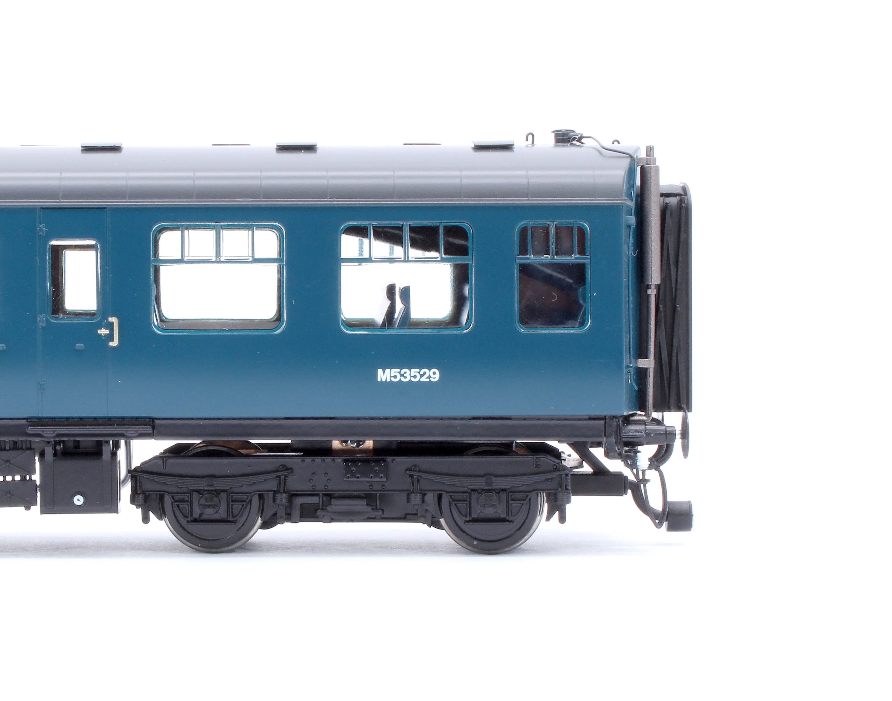 1455 Class 104 2 Car DMU M53421/M53529 BR Blue - Image 6