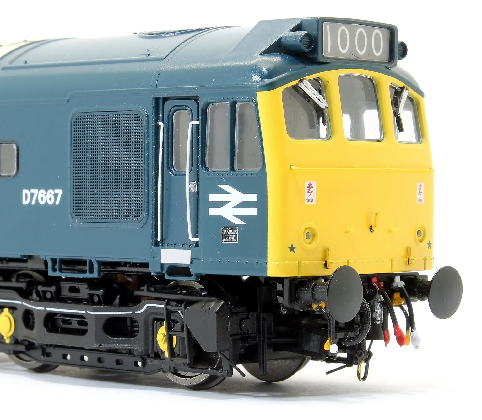 2534 Class 25/3 D7667 BR Rail Blue with full yellow ensue (twin double arrows - 1000th loco built at Derby Works) Diesel Locomotive - Image 4