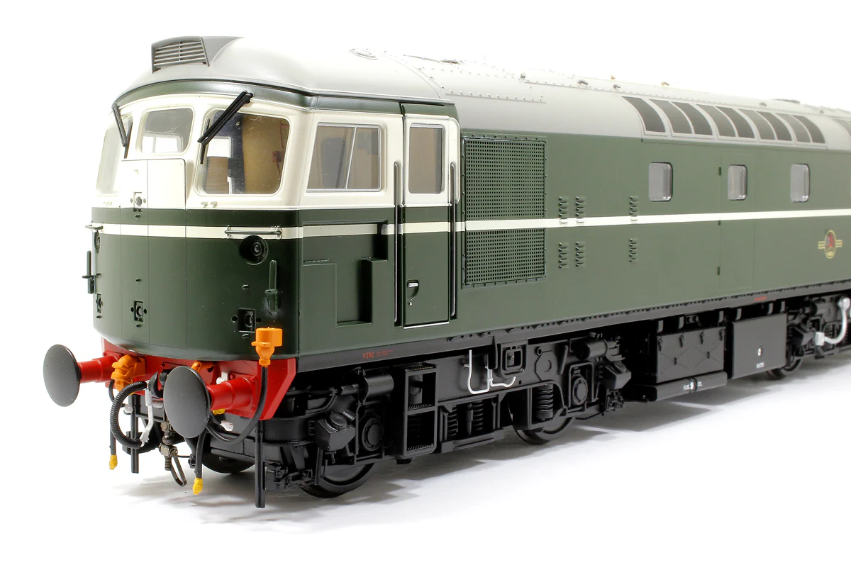 2675 Class 26 BR Green (Unnumbered) Diesel Locomotive - Image 6