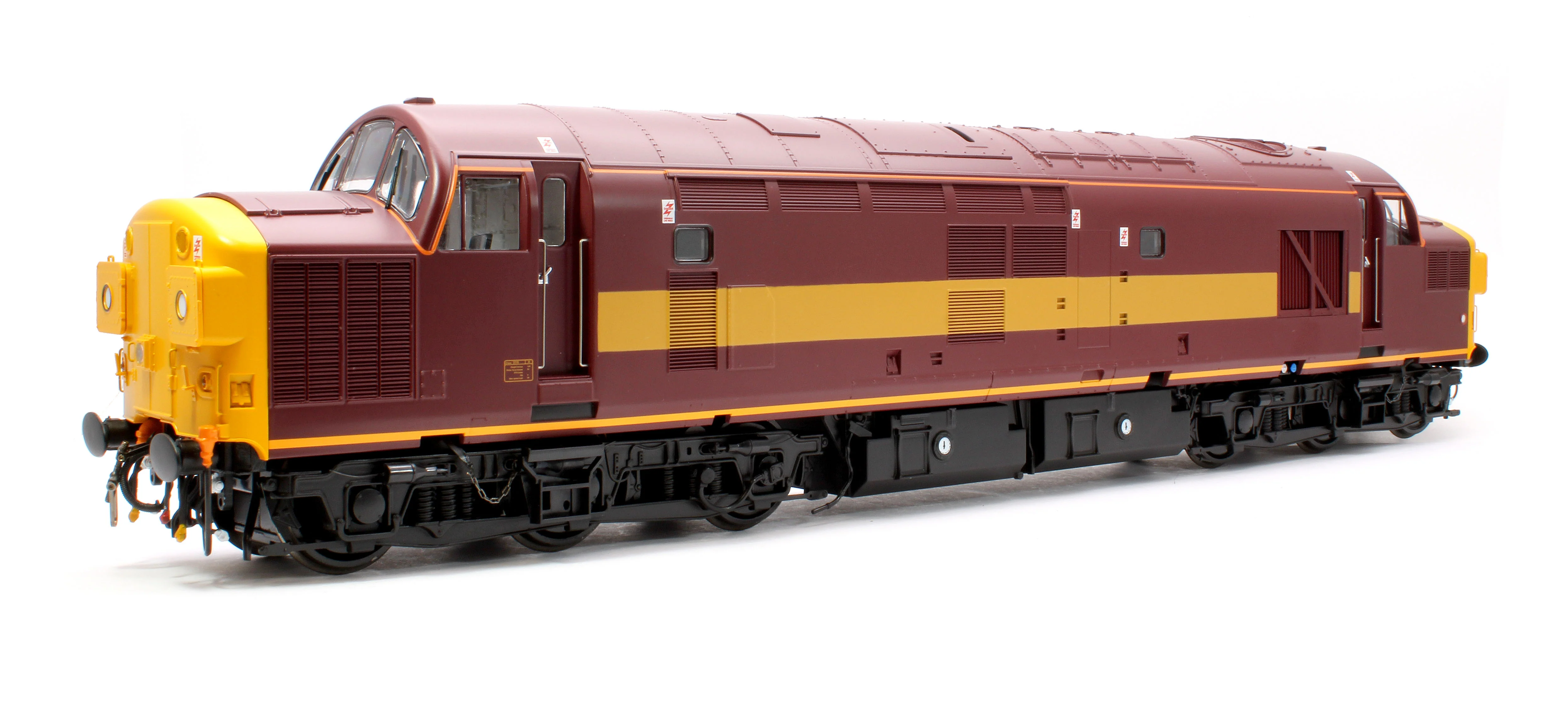 3726 Class 37/0 (split headcode) EW&S Red/Gold unnumbered Diesel Locomotive - Image 3