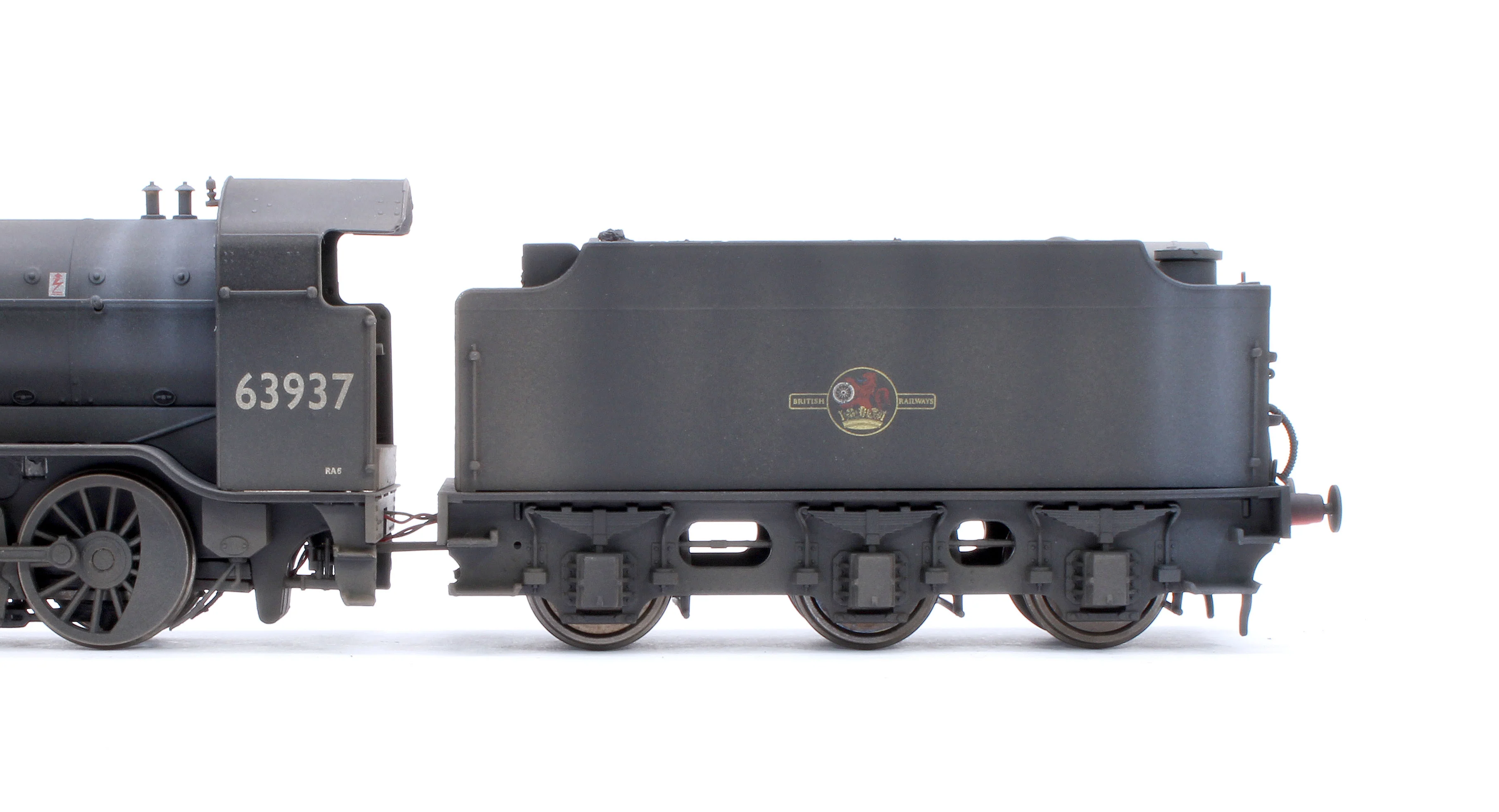 3901W Custom Weathered Class O2/2 'Tango' BR Late Crest Black No.63937 (GN Cab/LNER Flush-Sided Tender) Steam Locomotive - Image 8