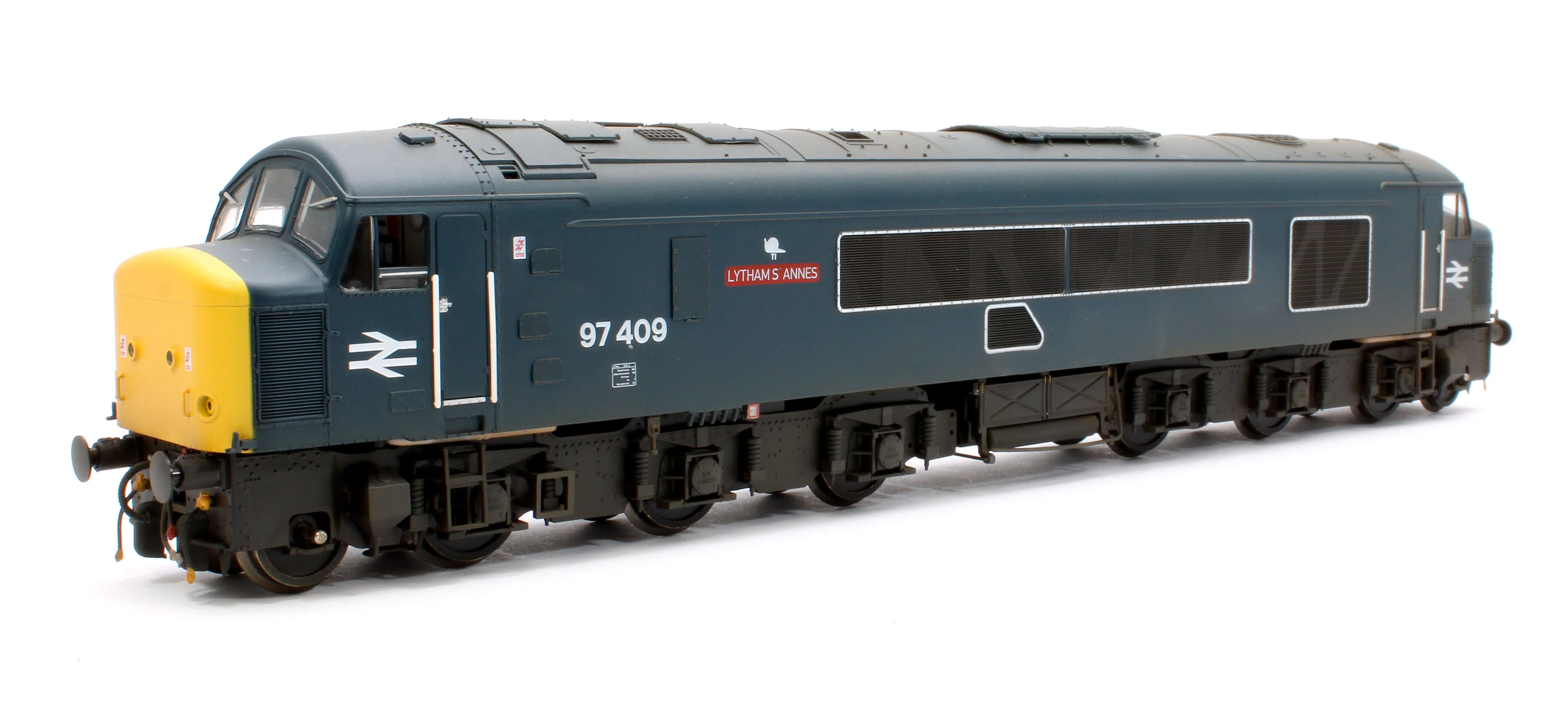 45303 Pre-Owned Class 45/1 97409 'Lytham St Annes' BR Blue (Tinsley painted names) Diesel Locomotive - Weathered - Image 3