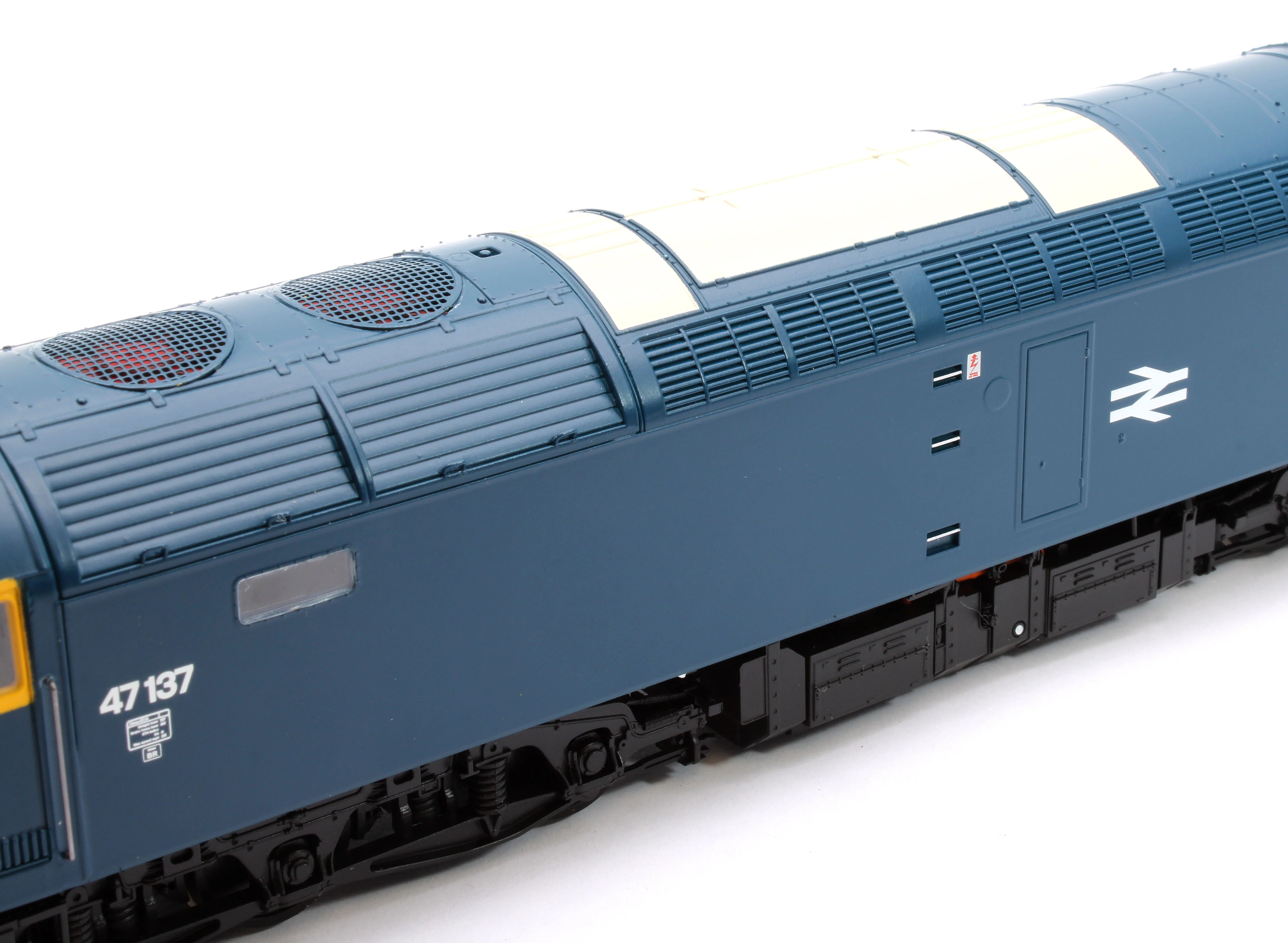 4712 Class 47 137 BR Blue (glazed headcode panel) Diesel Locomotive - Image 12
