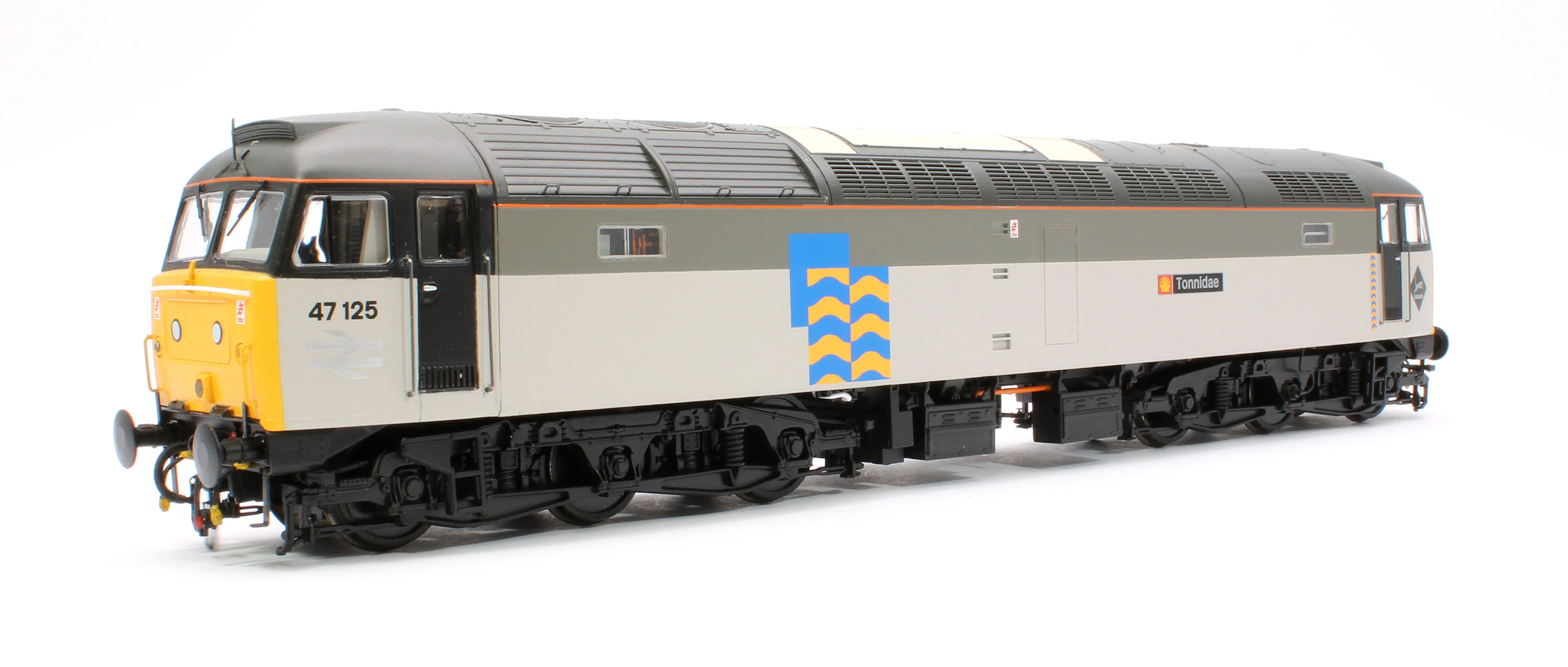 4723 Class 47 125 'Tonnidae' Railfreight Petroleum Diesel Locomotive - Image 3
