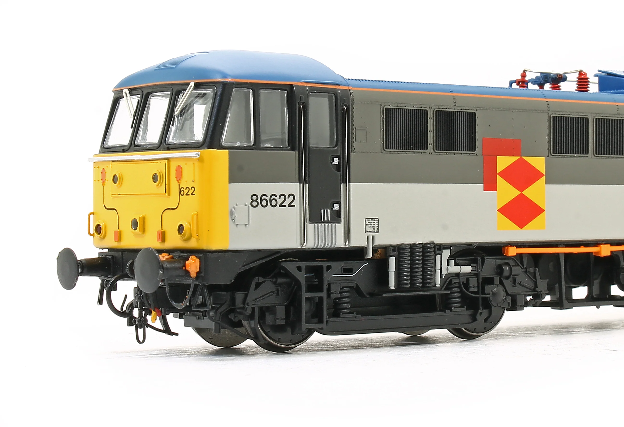8644 Class 86 622 Railfreight Distribution European Grey Electric Locomotive - Image 4